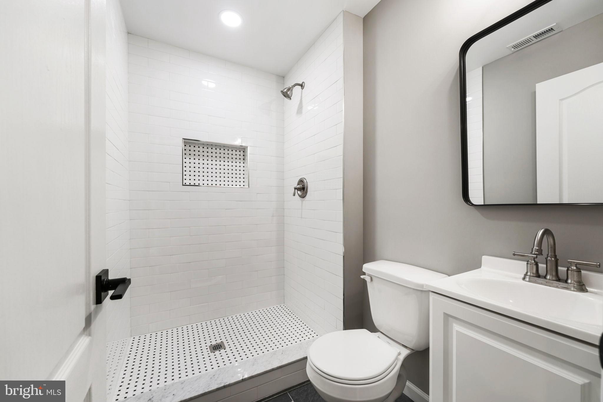 PERRYWOOD - Residential