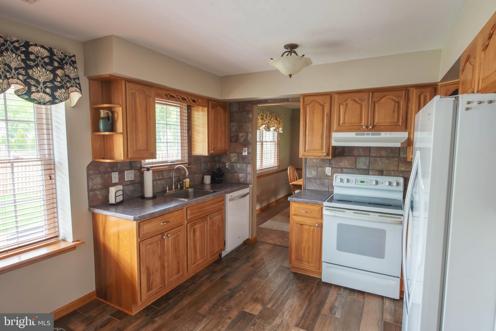 STURBRIDGE - Residential