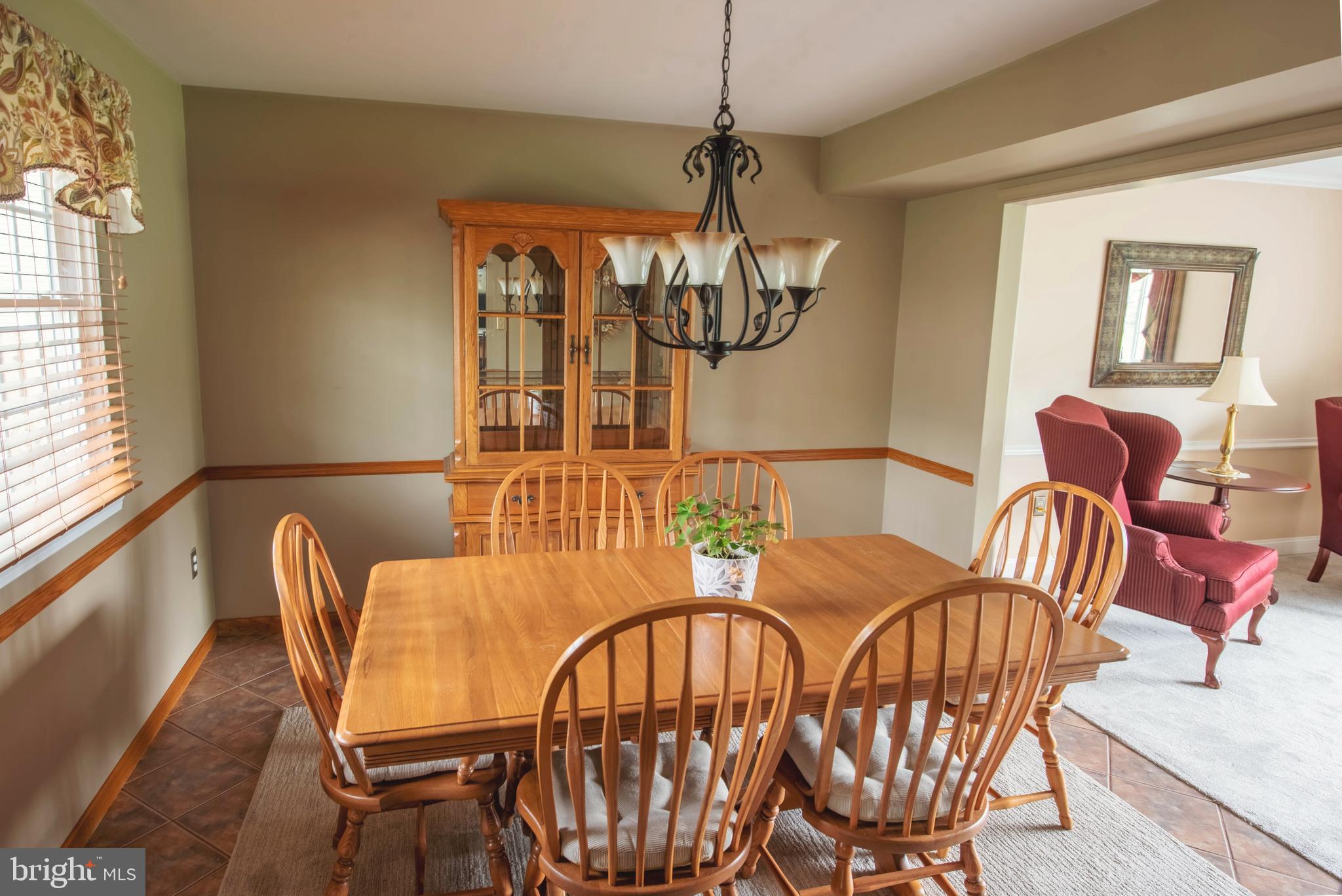 STURBRIDGE - Residential