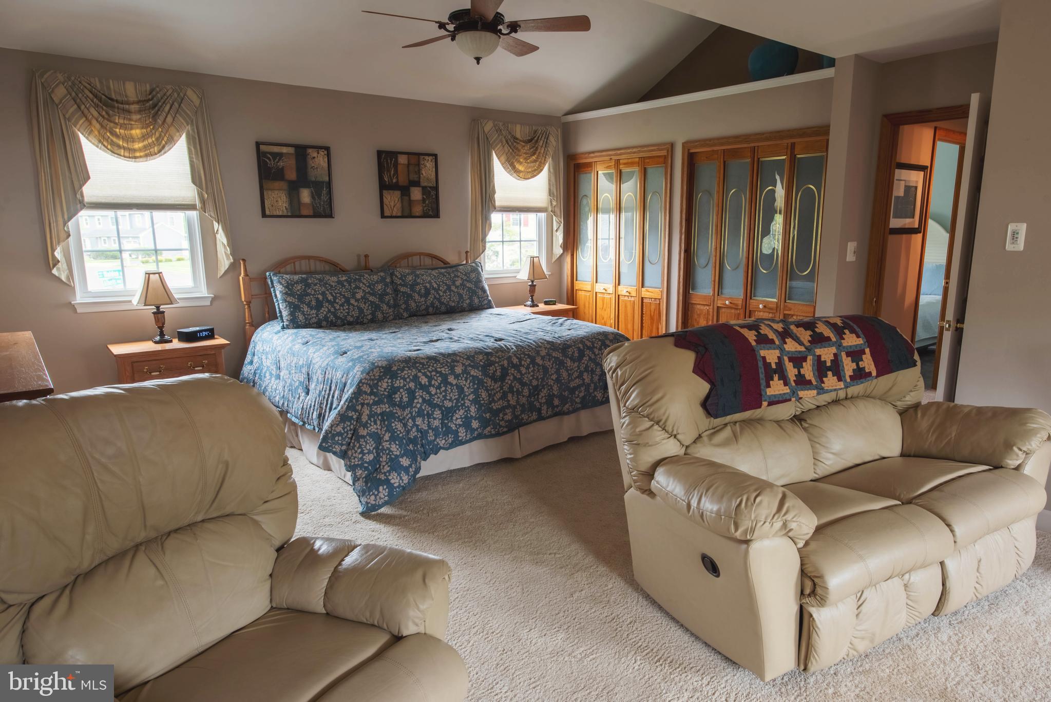 STURBRIDGE - Residential