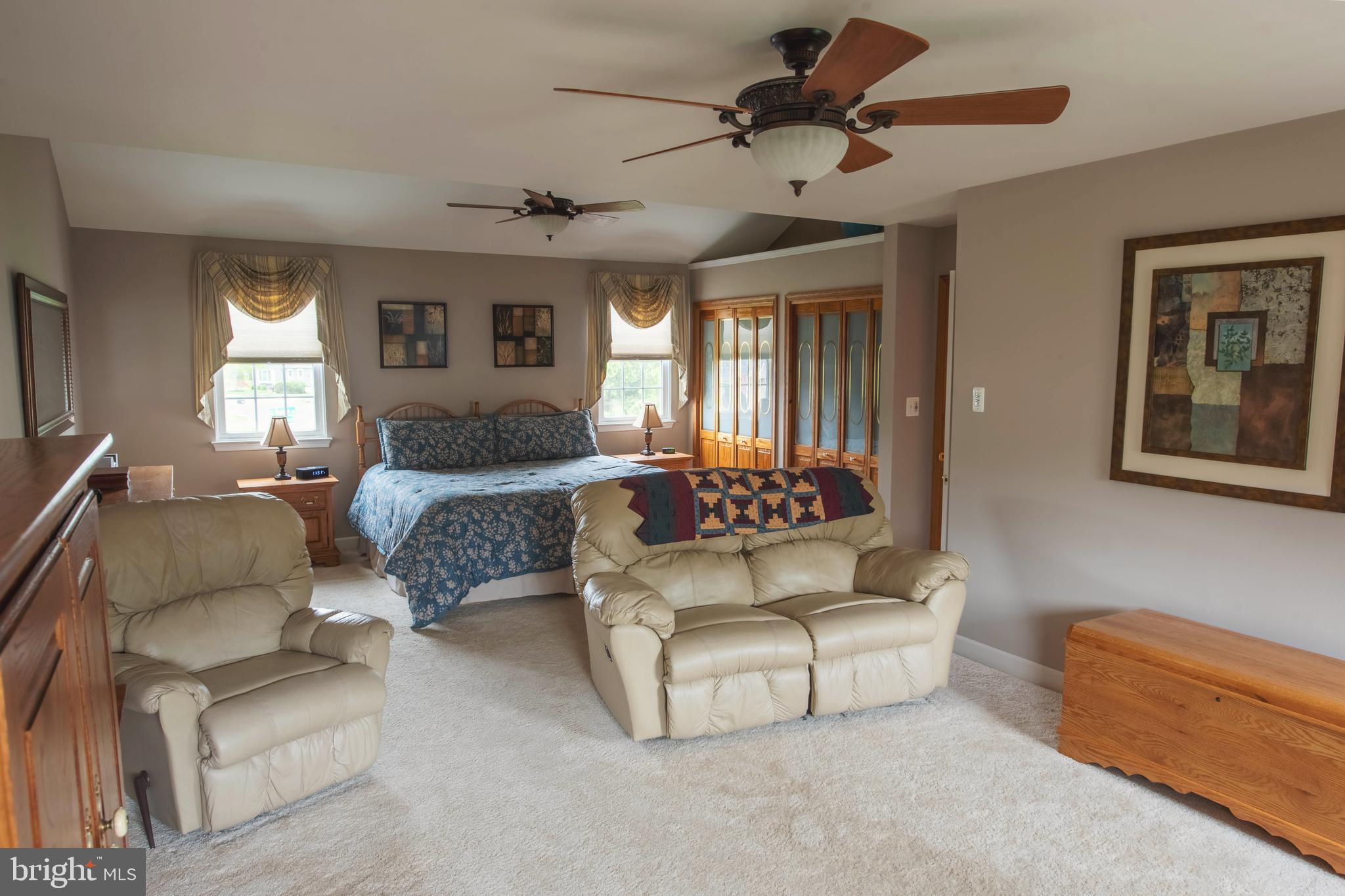 STURBRIDGE - Residential