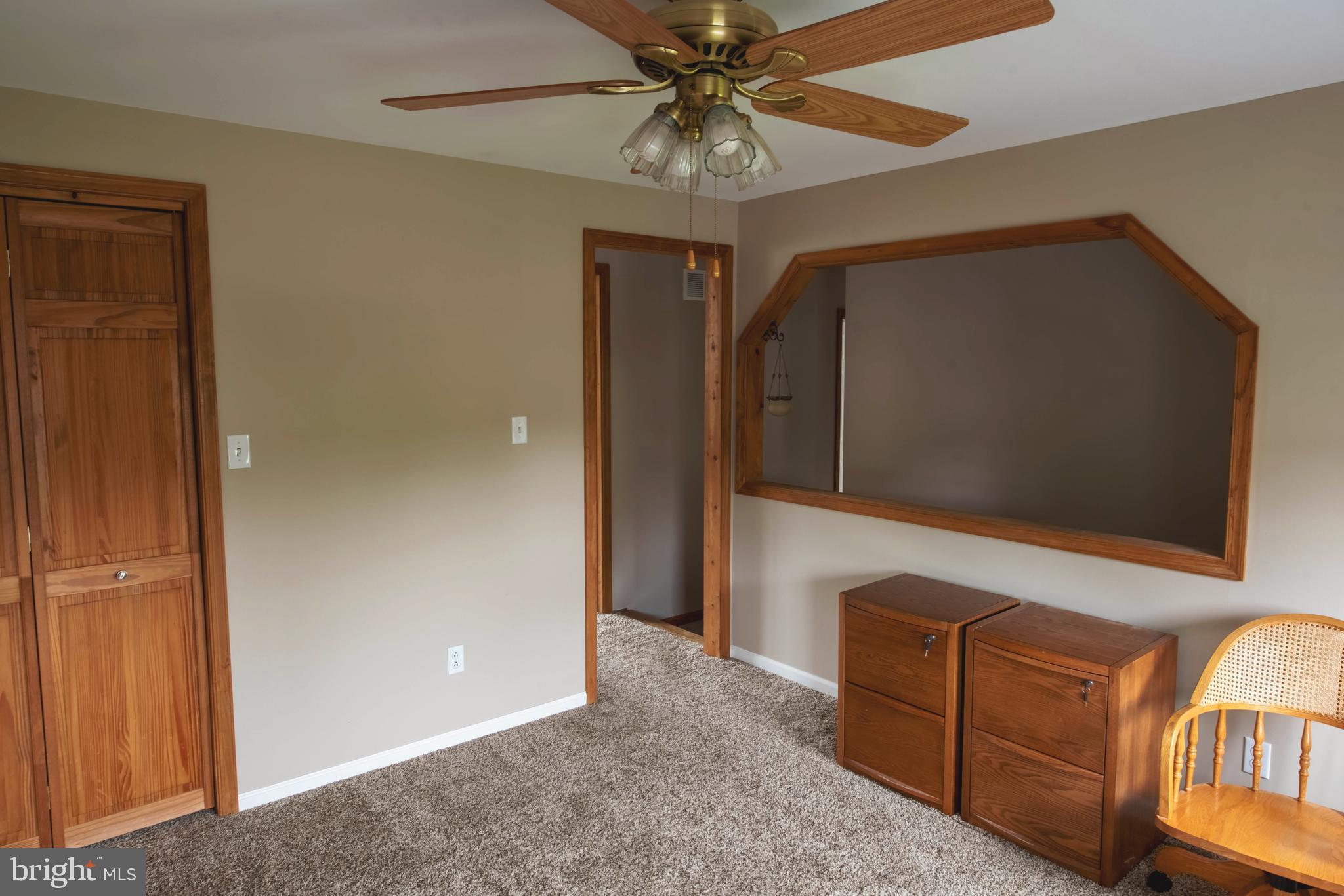 STURBRIDGE - Residential