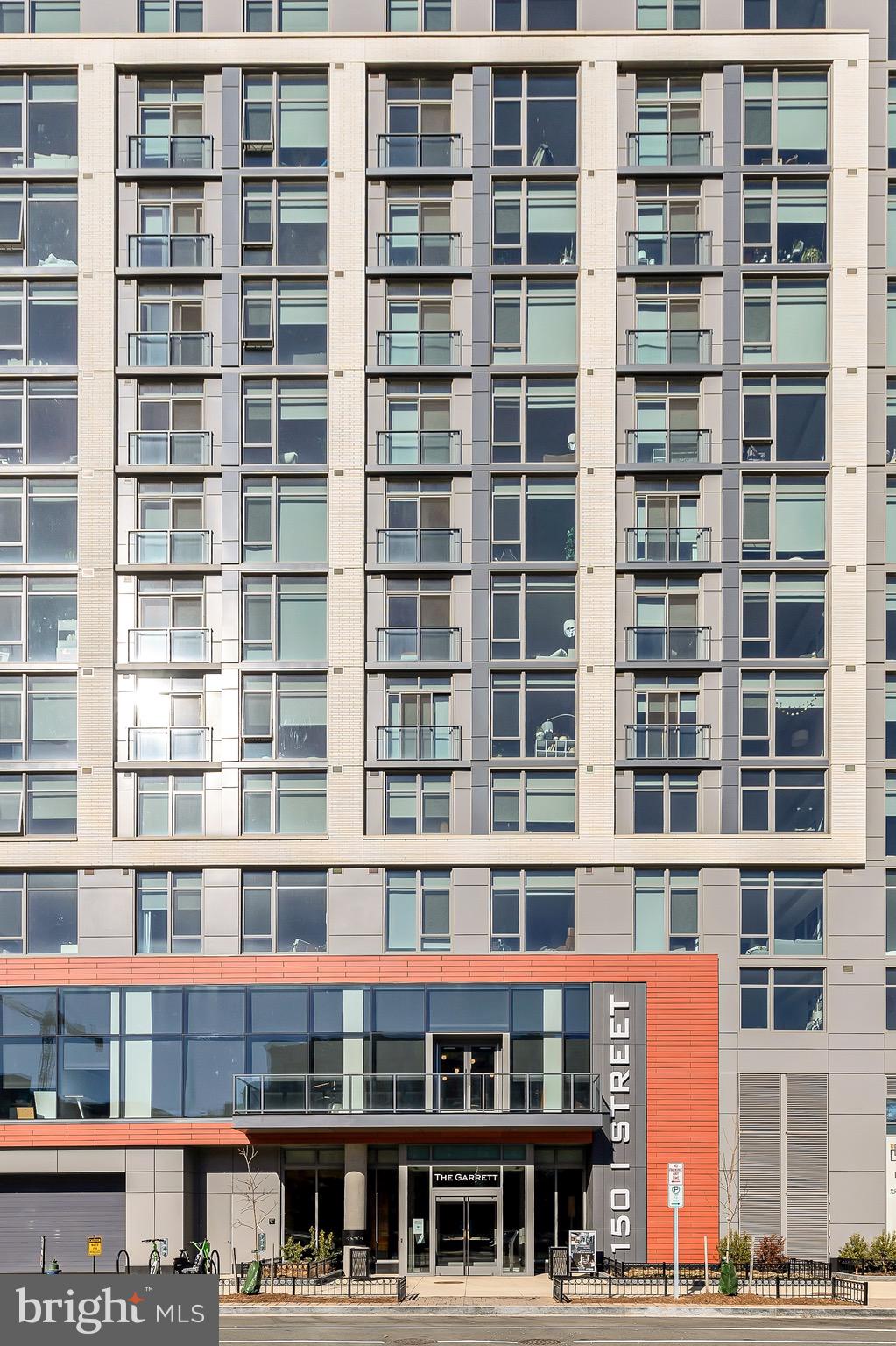 150 I STREET SE 1 BR INTERIOR UNIT