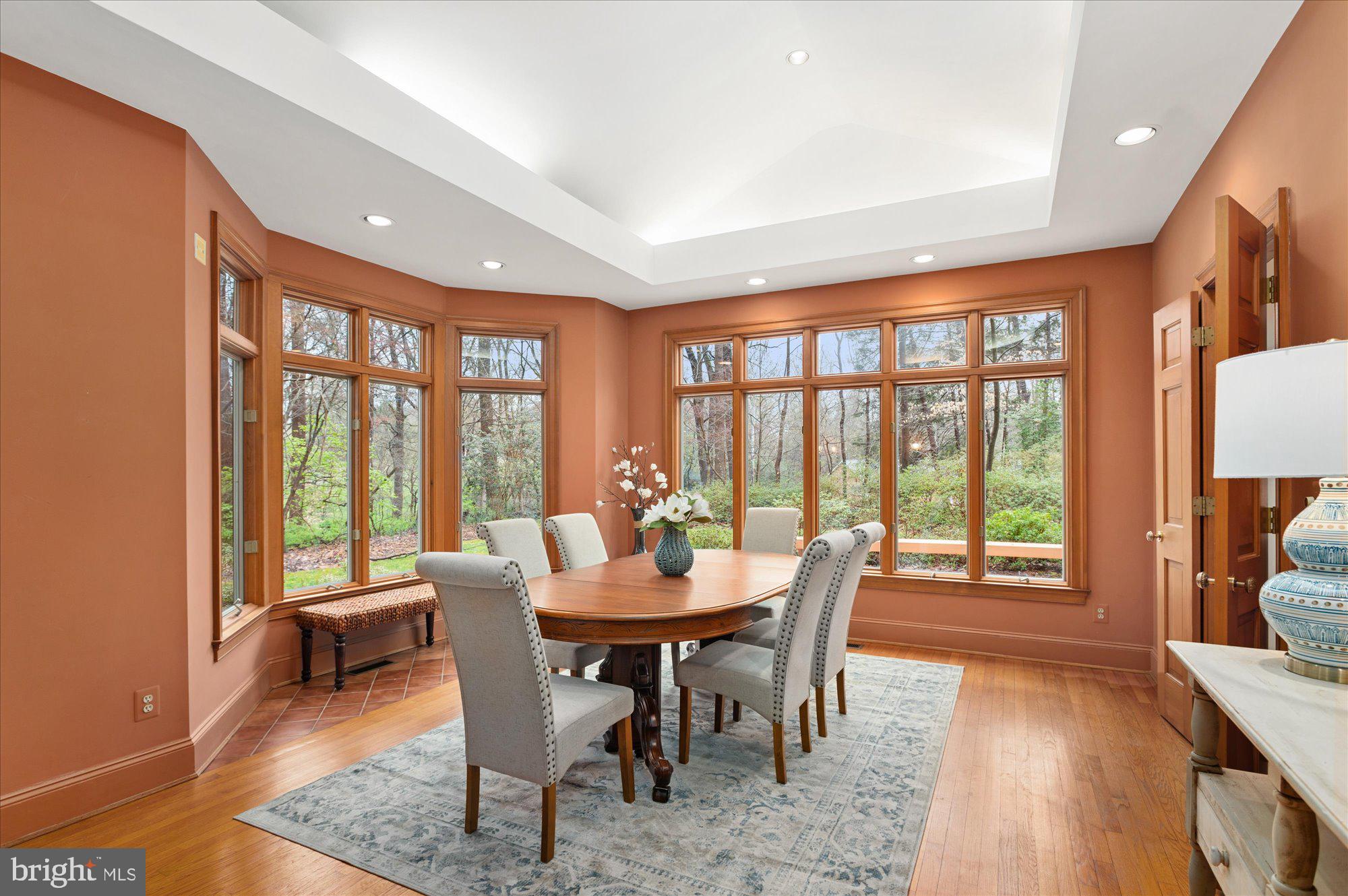 POTOMAC OUTSIDE - Residential