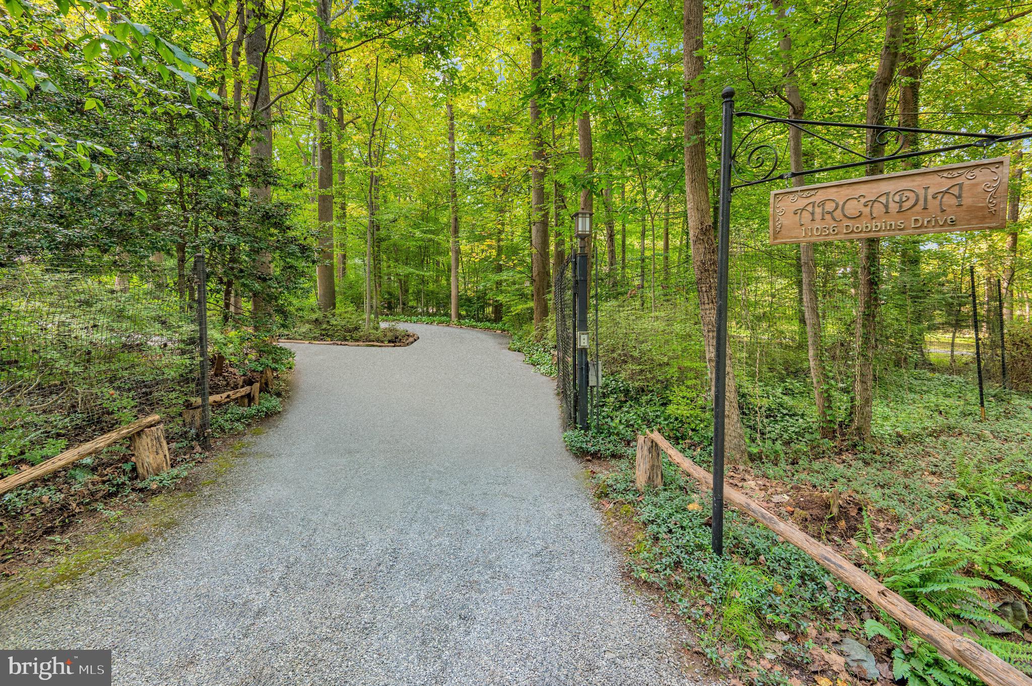 POTOMAC OUTSIDE - Residential