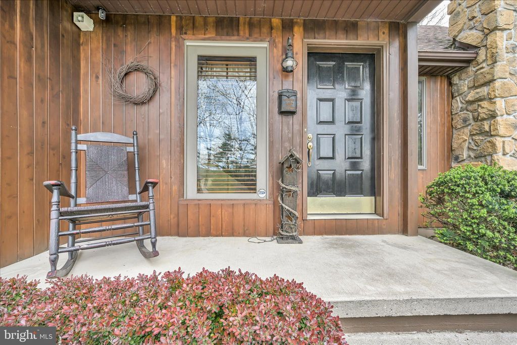 Photo of 31 Harvey Drive, PINE GROVE, PA 17963 (MLS # PASK2026776)