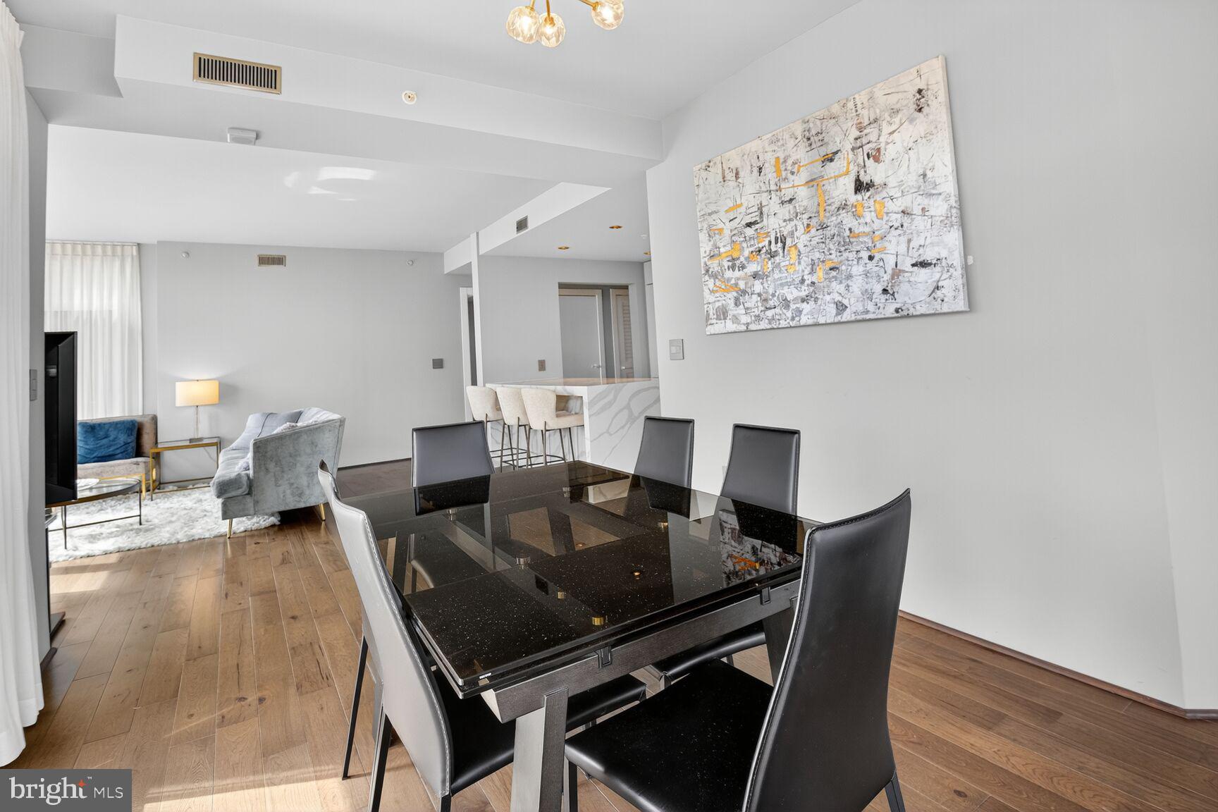 ONE PARK CREST CONDOMINIUM - Residential