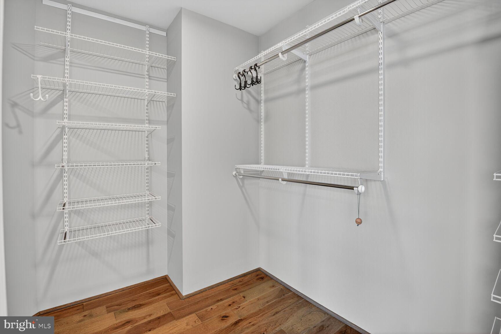 ONE PARK CREST CONDOMINIUM - Residential