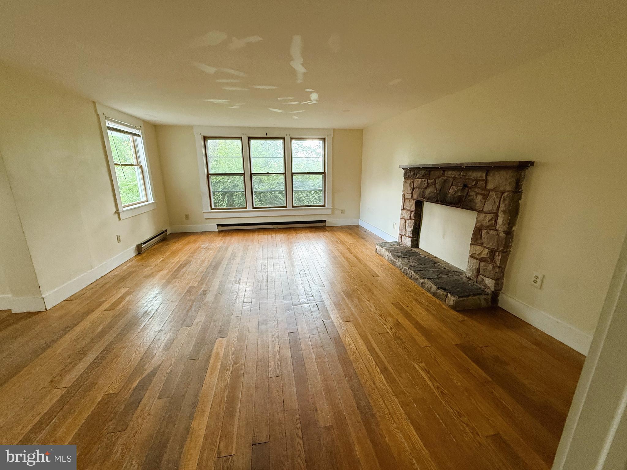 110 GREEN ACRES LANE