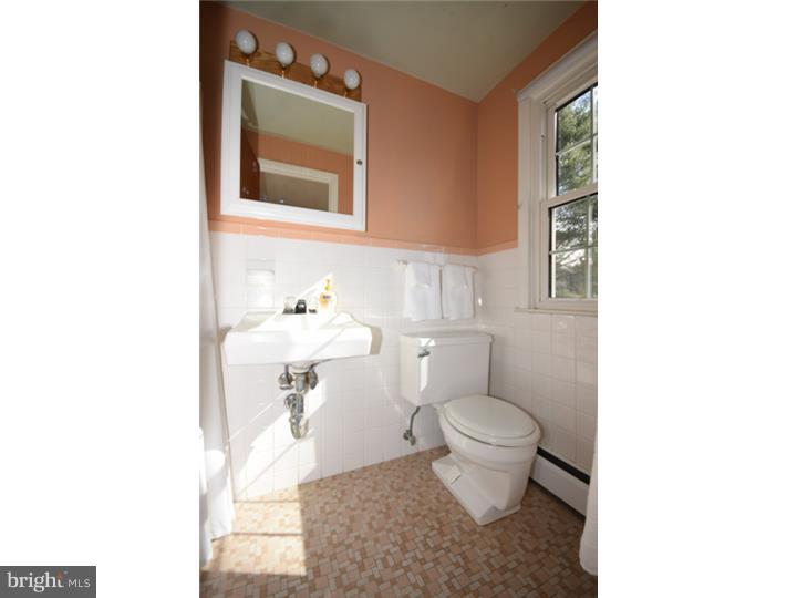 GREENWOOD SQUARE - Residential