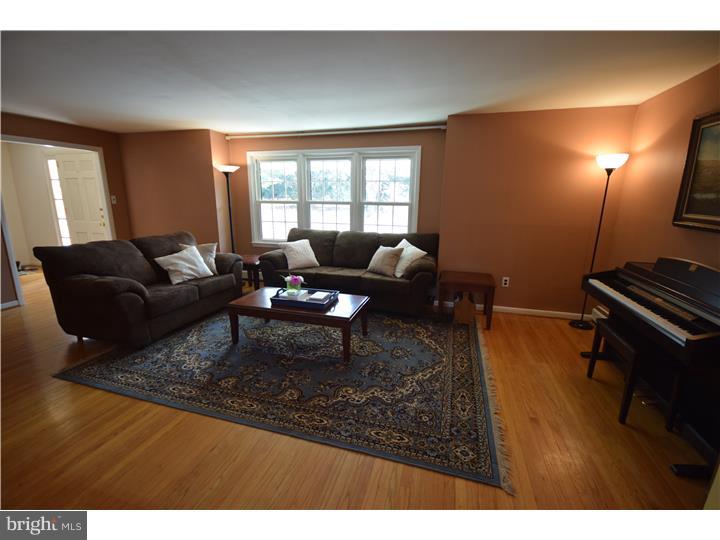 GREENWOOD SQUARE - Residential