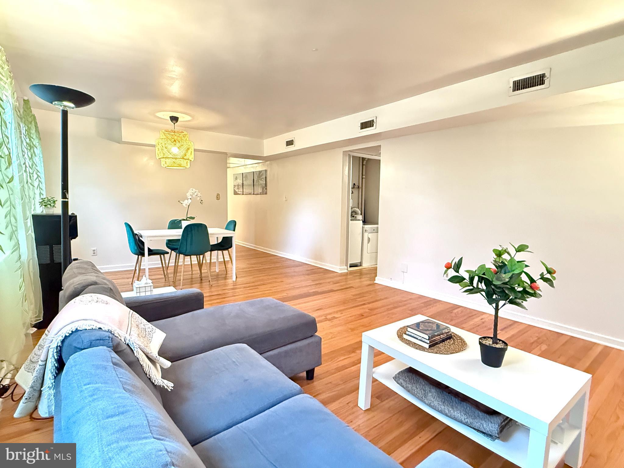 ROCK CREEK COMMONS - Residential