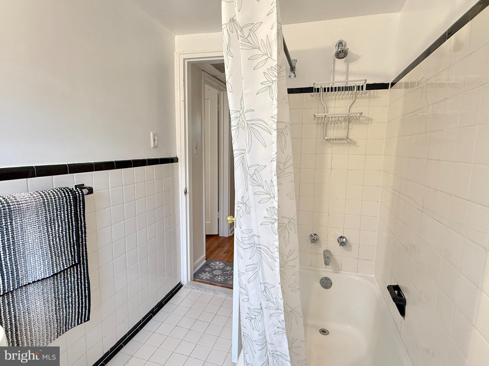 ROCK CREEK COMMONS - Residential