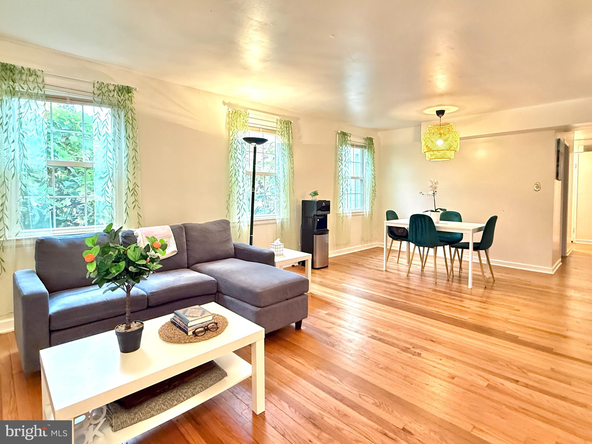 ROCK CREEK COMMONS - Residential