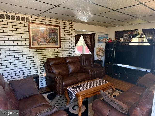 8436 STOW ROAD