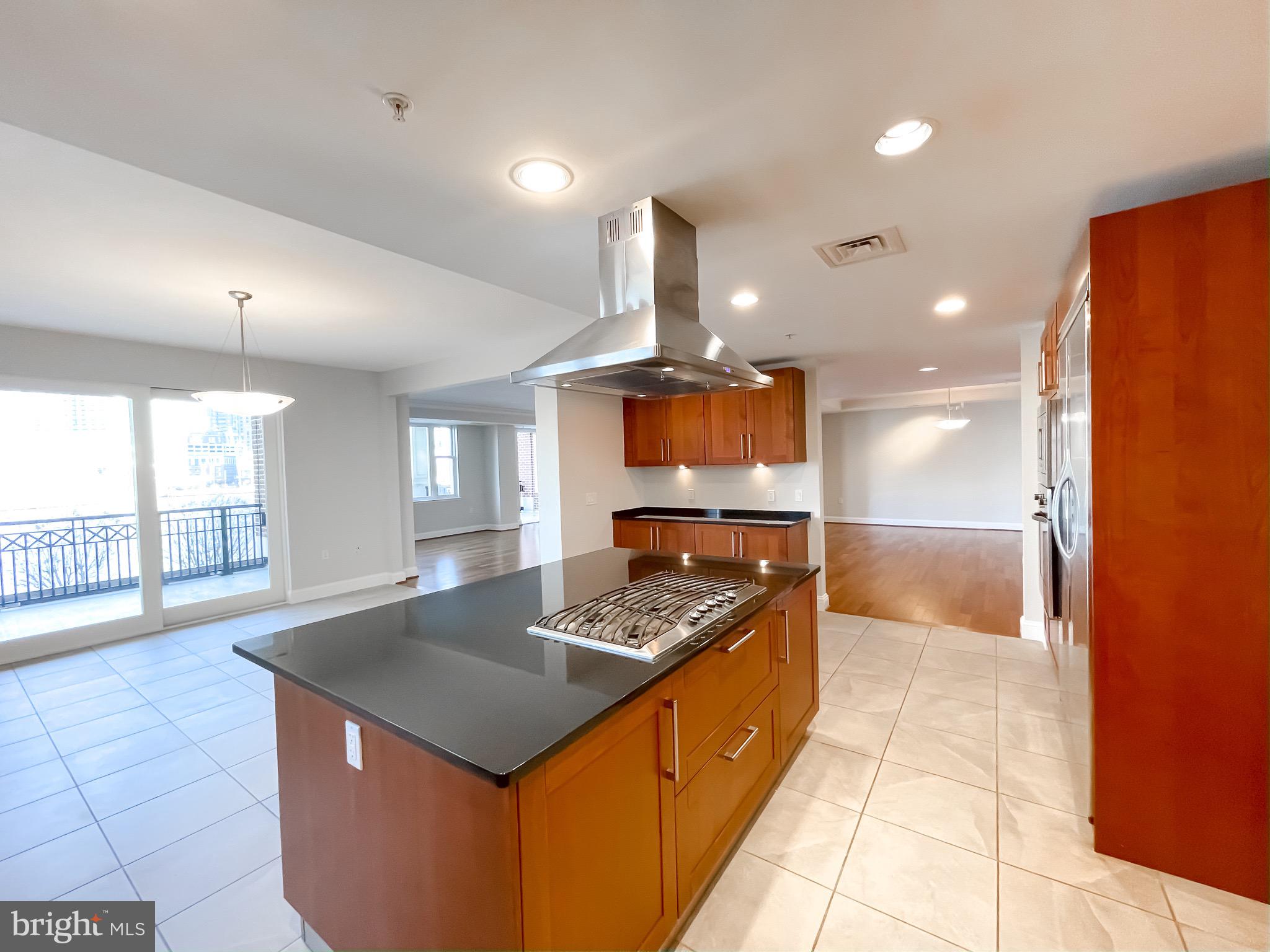 INNER HARBOR - Residential