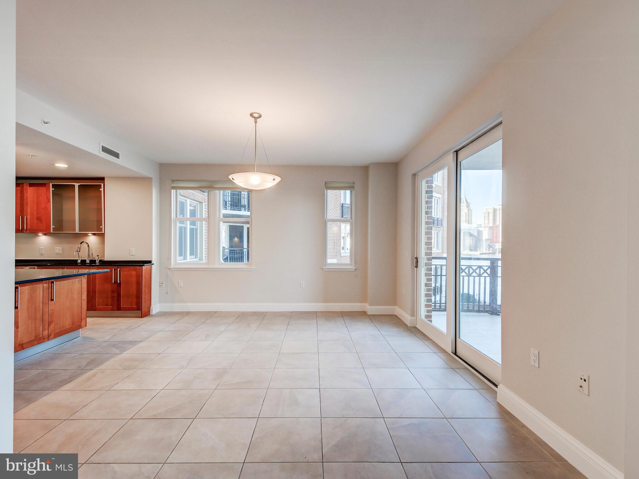 INNER HARBOR - Residential