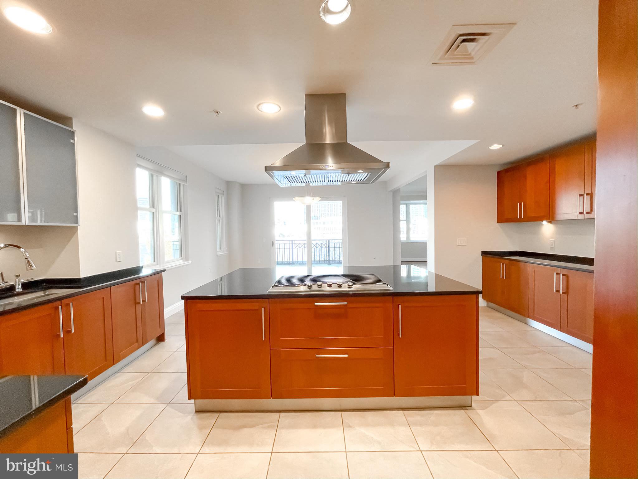 INNER HARBOR - Residential