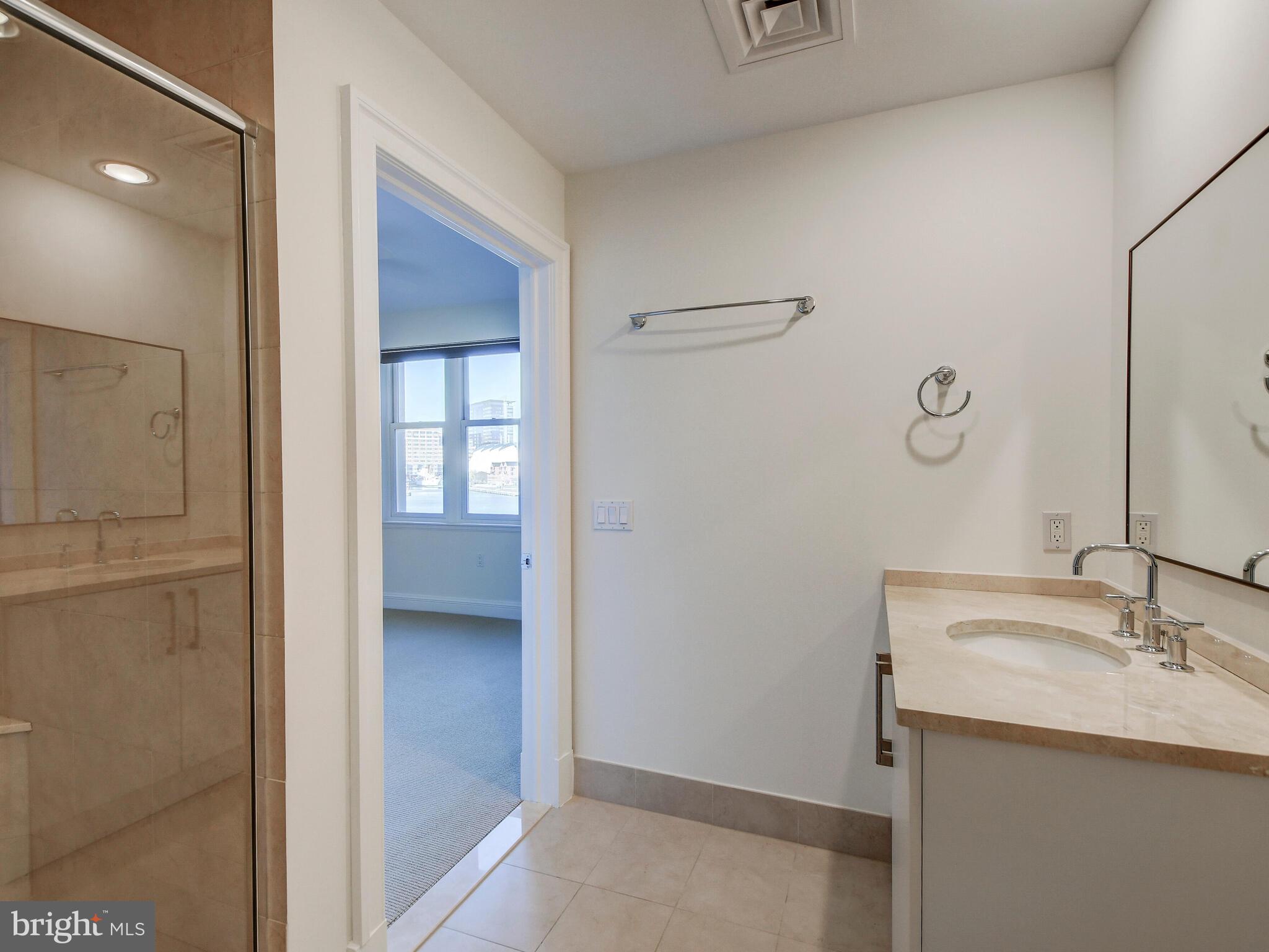 INNER HARBOR - Residential