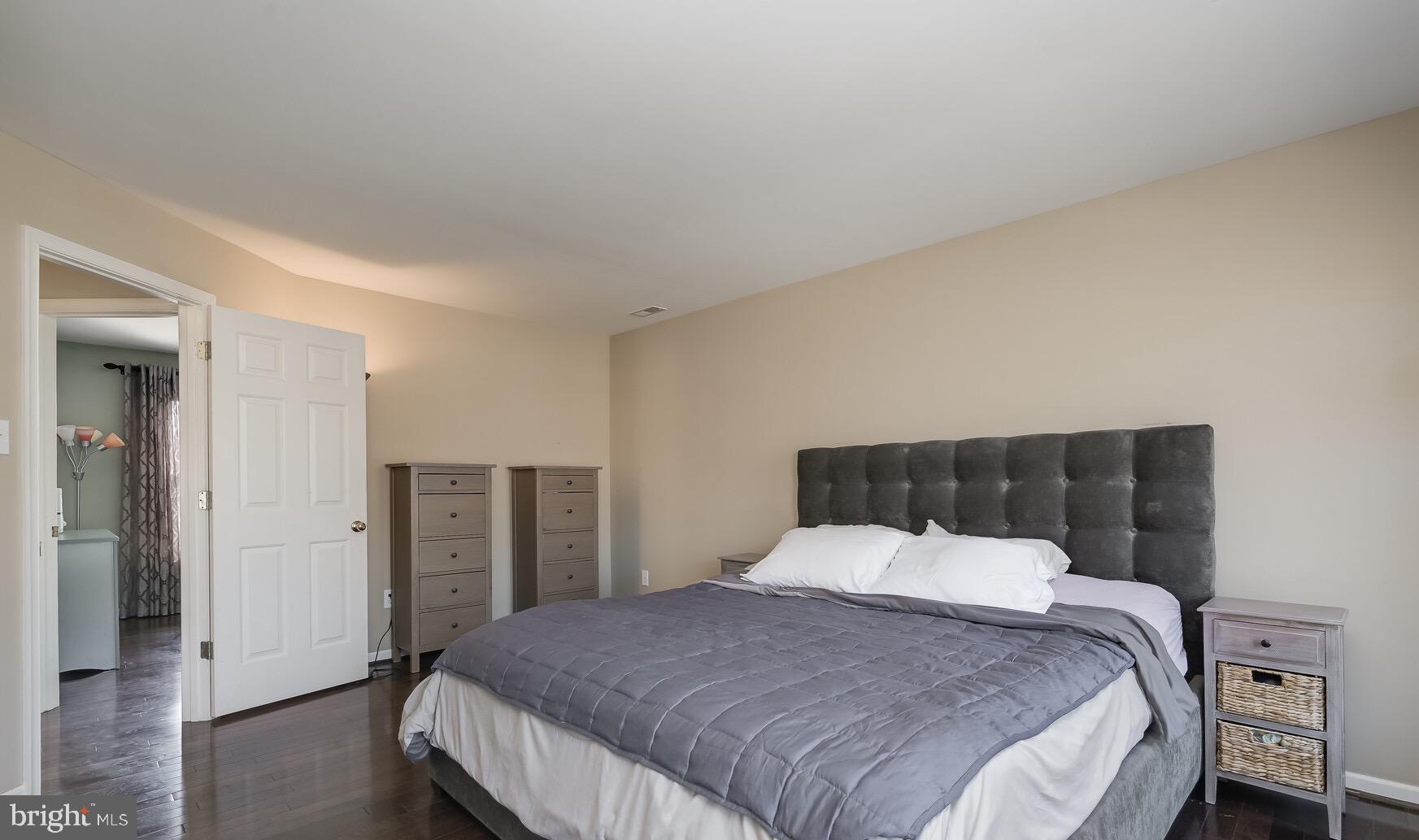 BERRYMANS GLEN - Residential