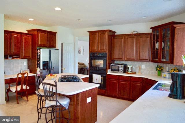 LEELAND STATION - Residential Lease