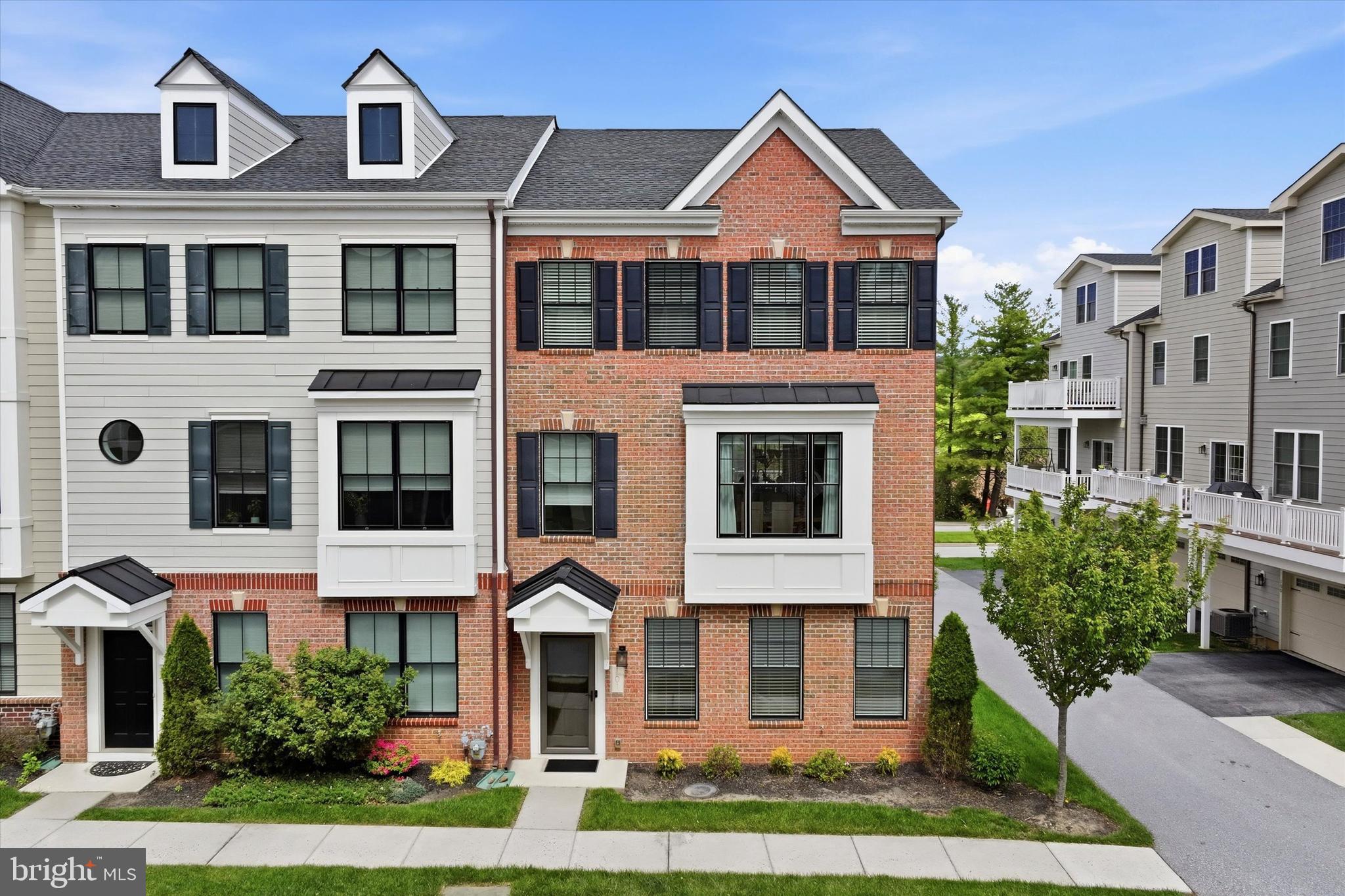 PARKVIEW - Residential