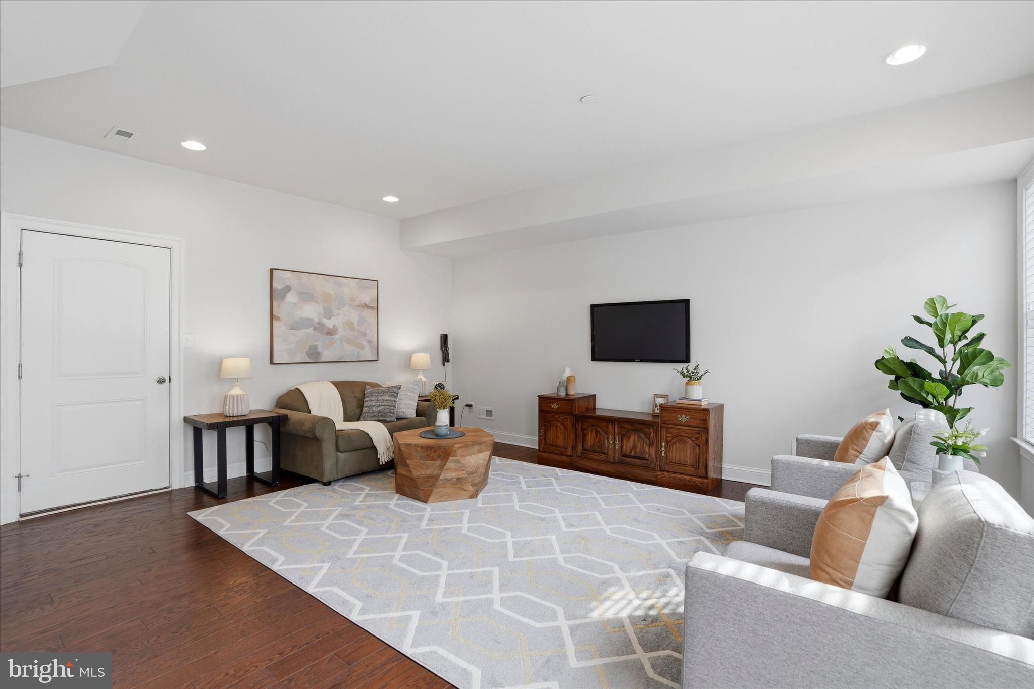 PARKVIEW - Residential