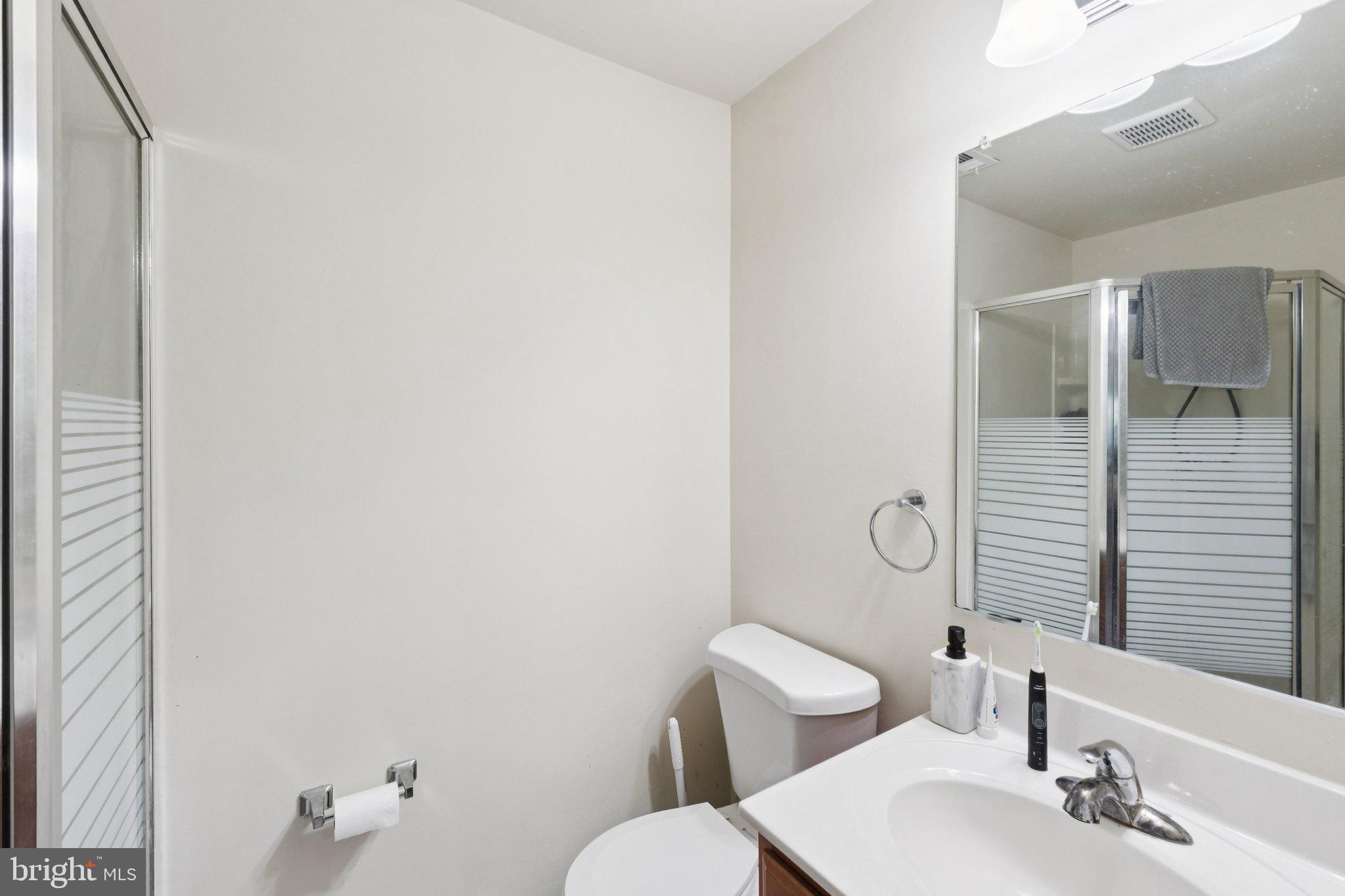 FLOWER HILL - Residential