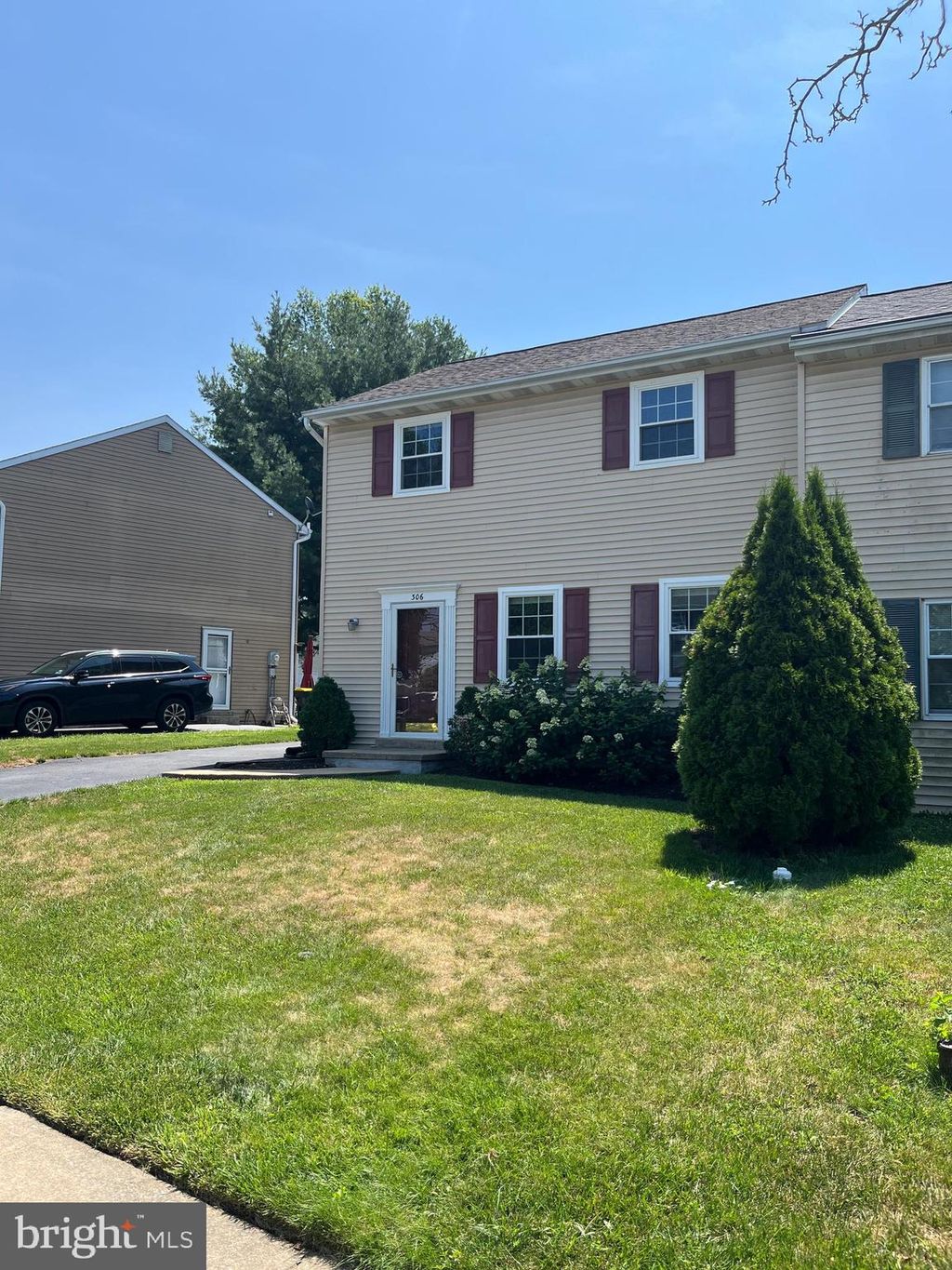 Photo of 306 Dohner Drive, LANCASTER, PA 17602 (MLS # PALA2091860)