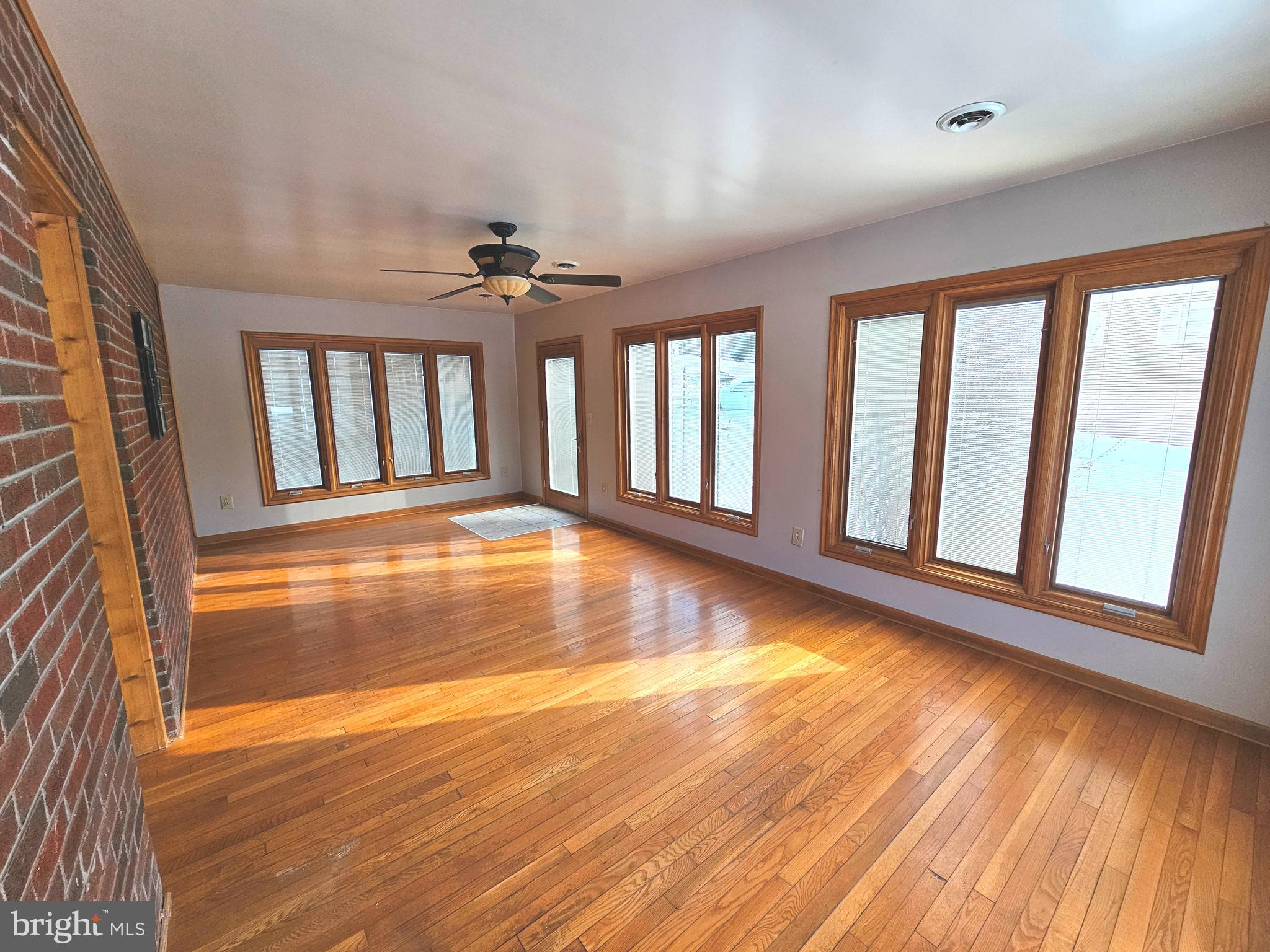 VALLEY VIEW - Residential