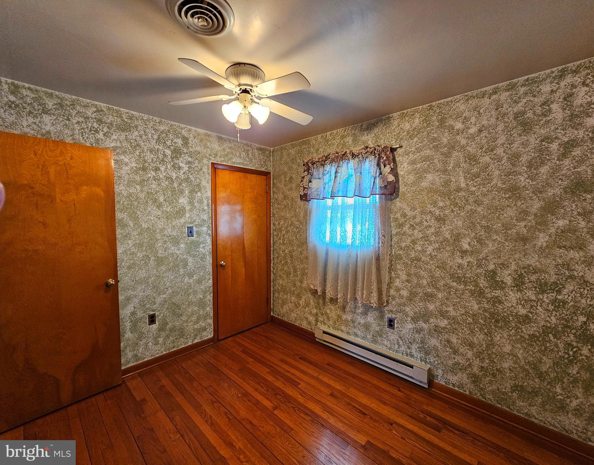 VALLEY VIEW - Residential