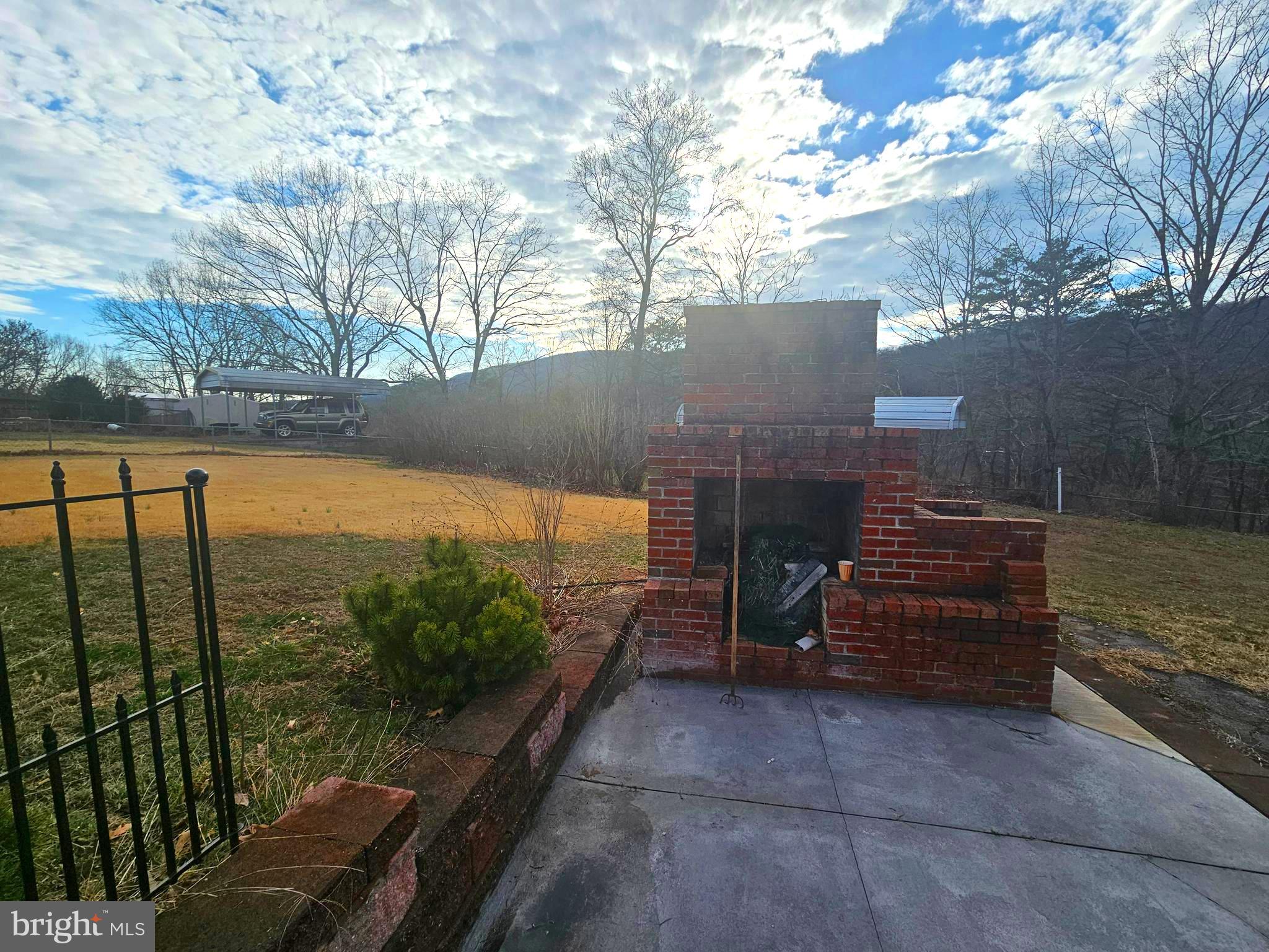 VALLEY VIEW - Residential