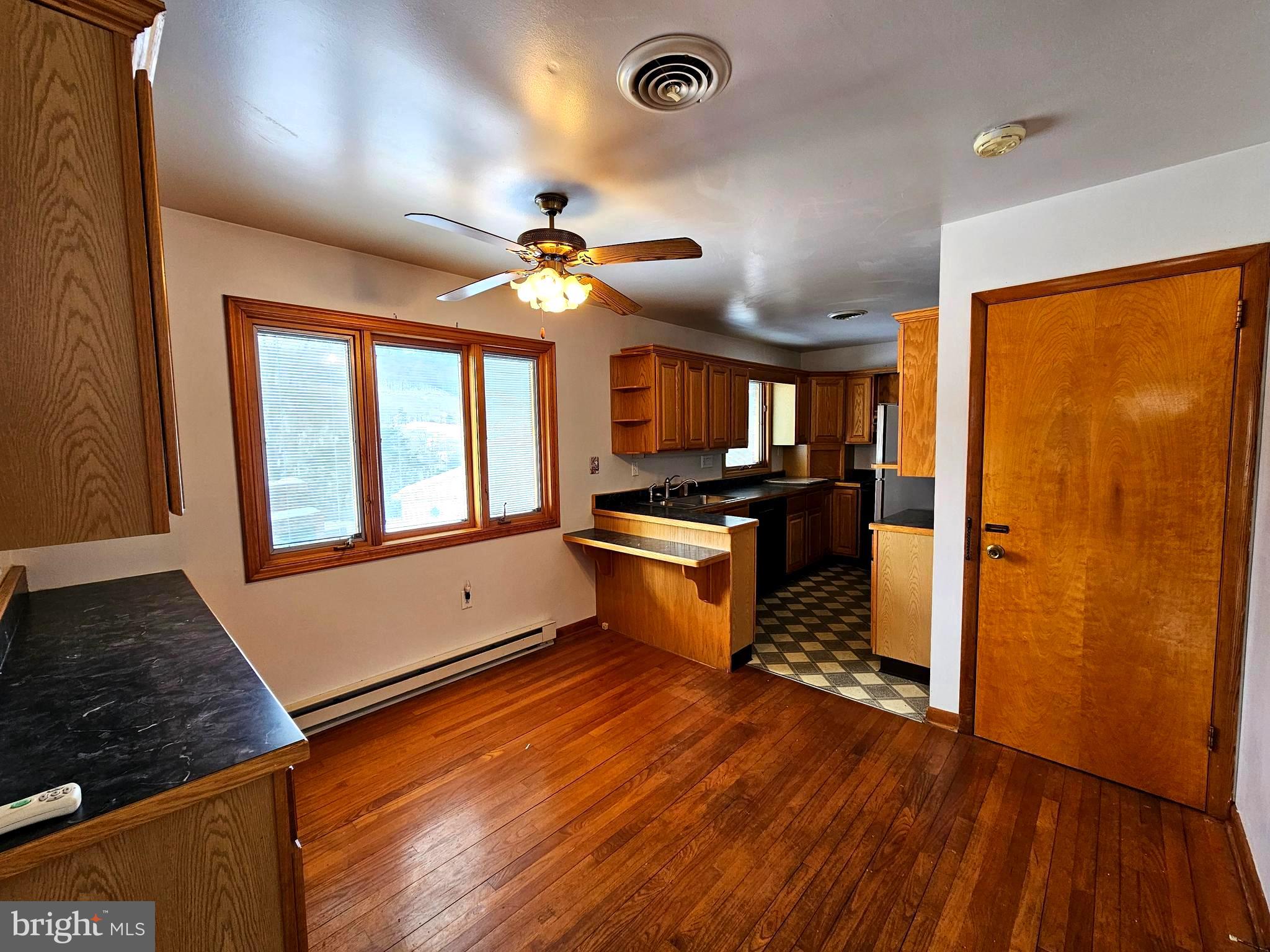 VALLEY VIEW - Residential