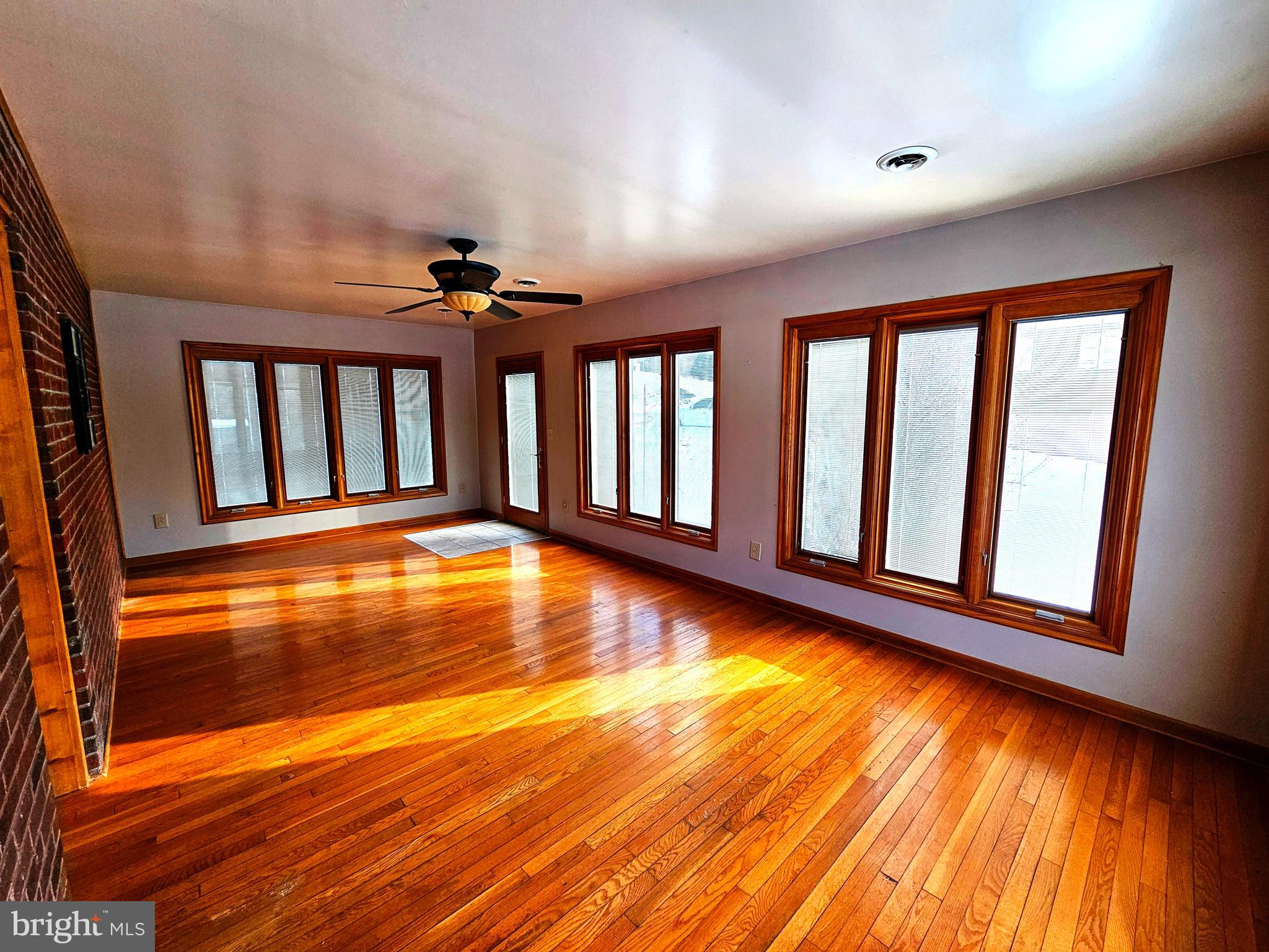 VALLEY VIEW - Residential