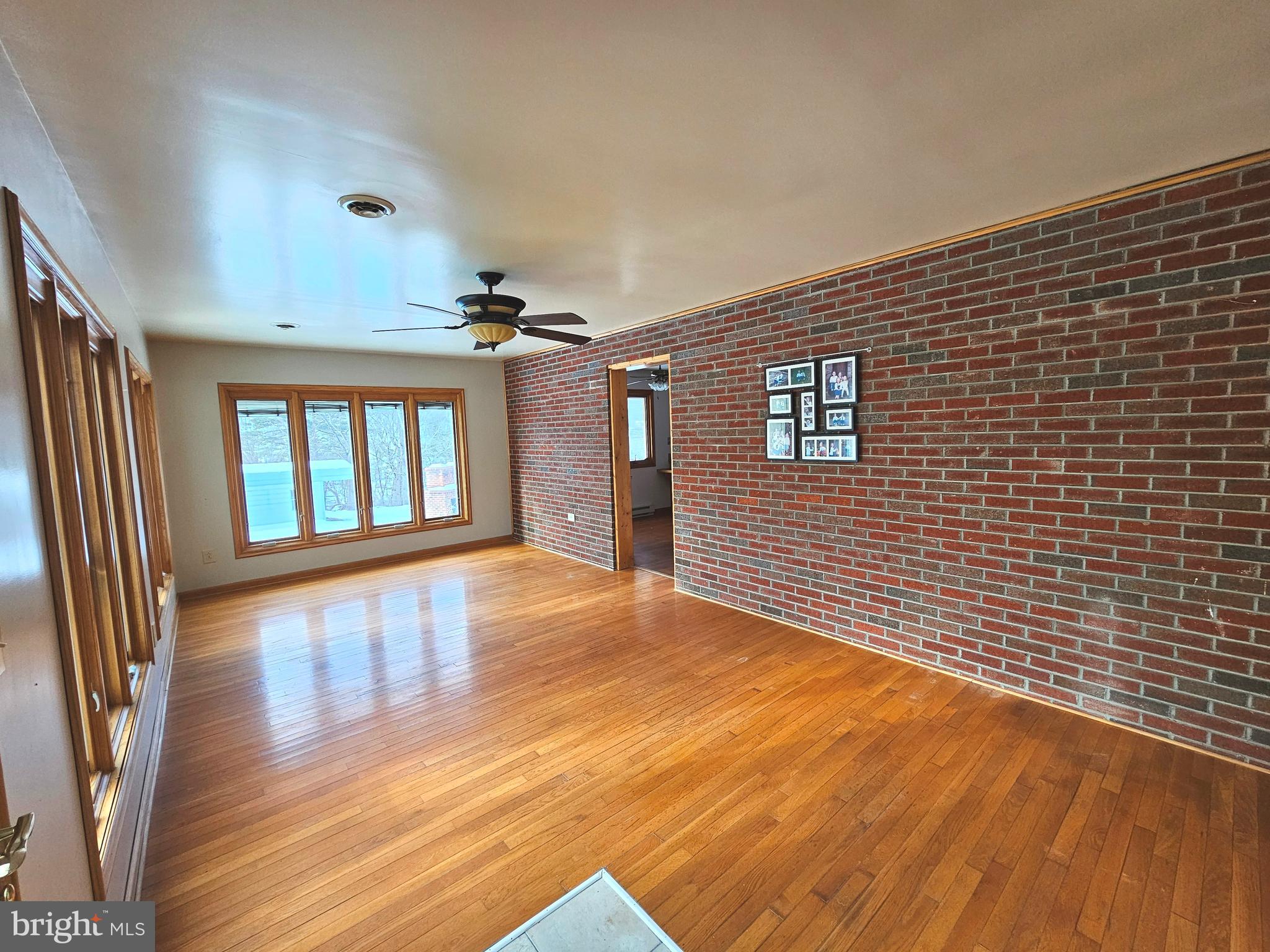 VALLEY VIEW - Residential