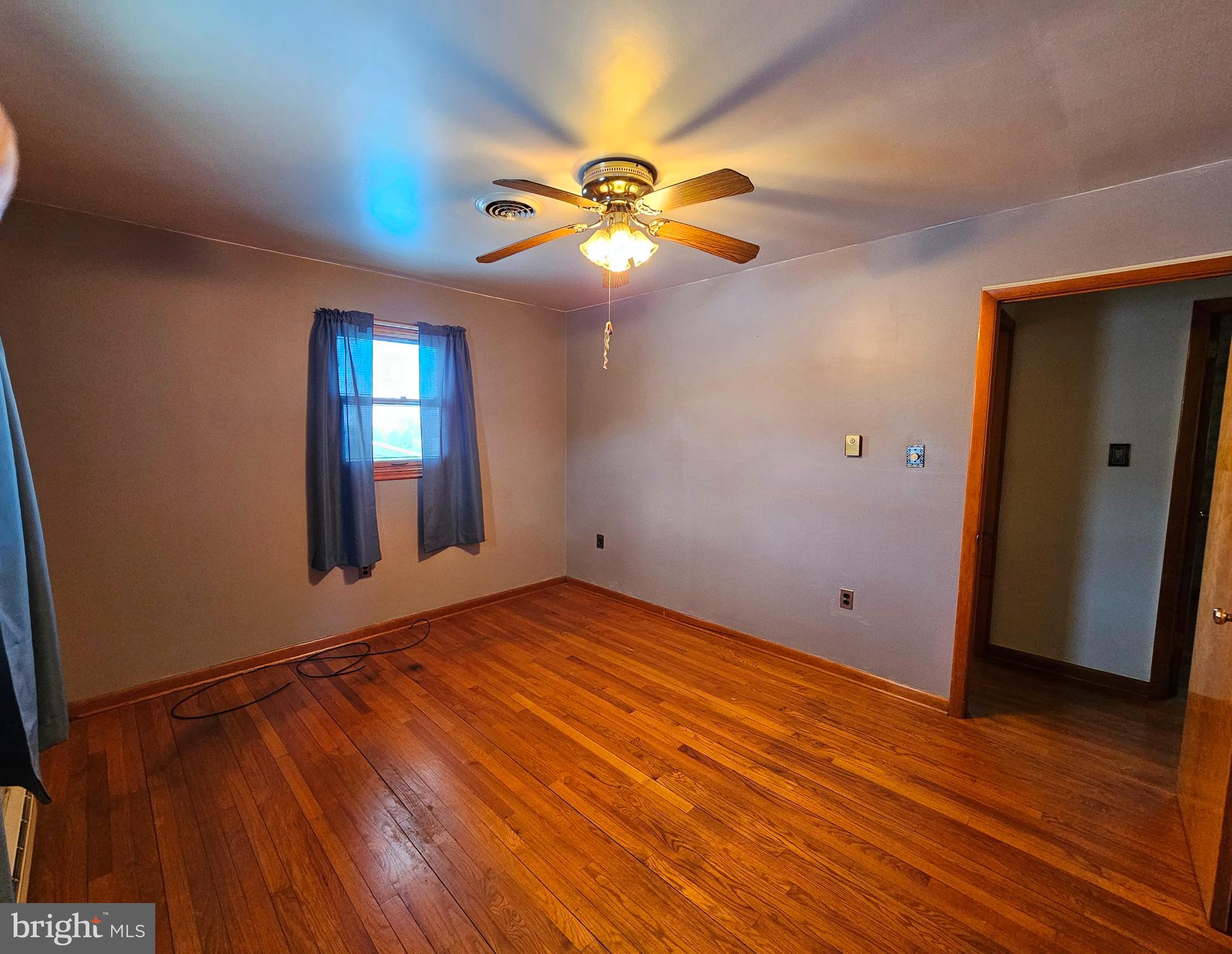 VALLEY VIEW - Residential