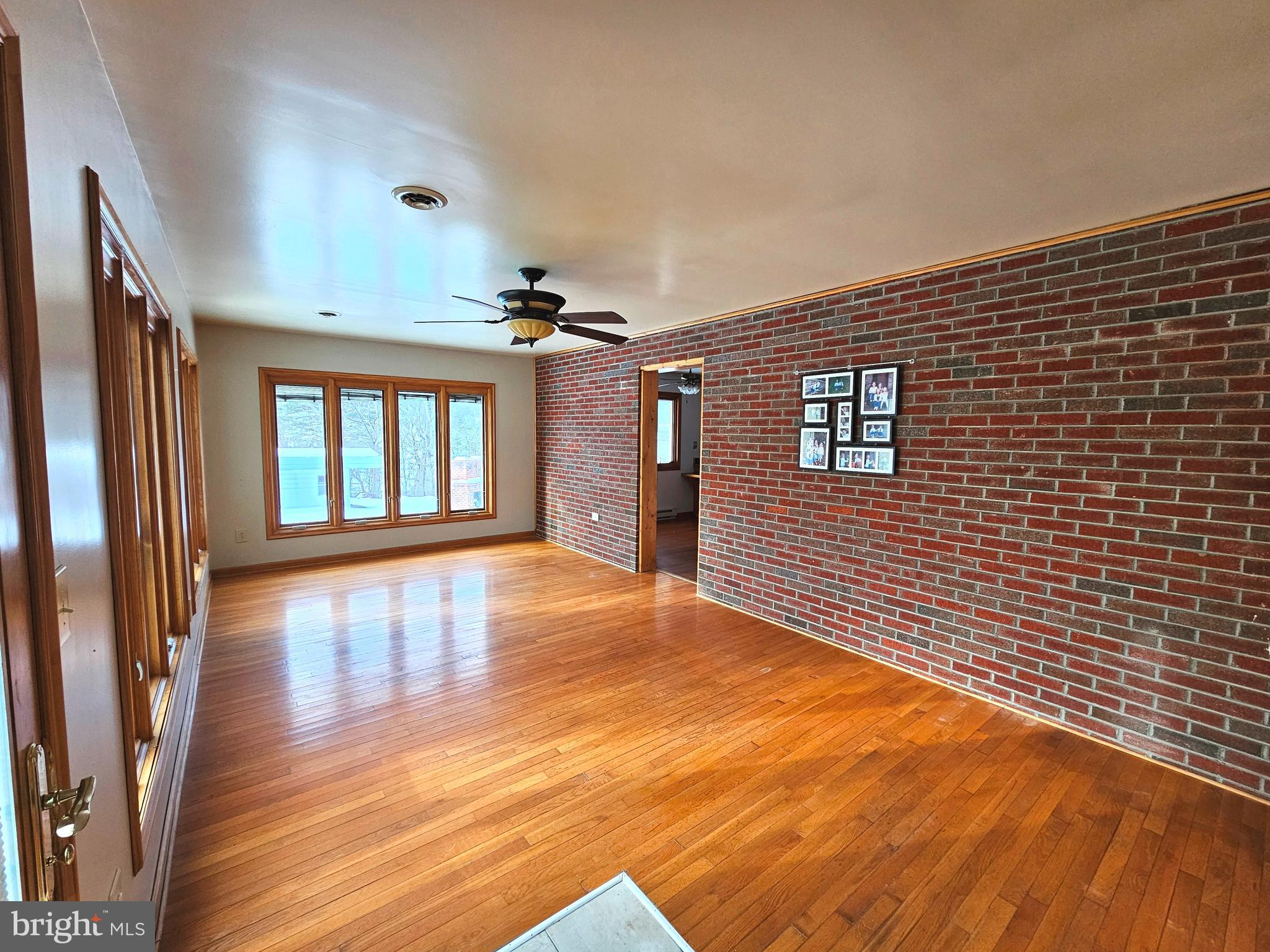 VALLEY VIEW - Residential