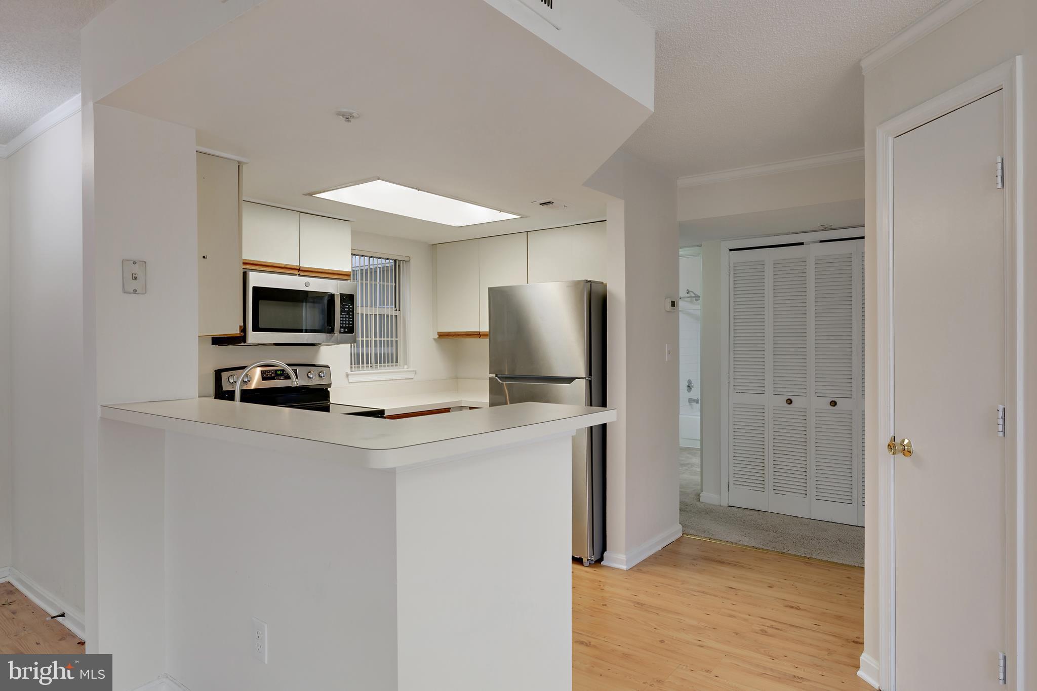 THE VISTAS - Residential Lease