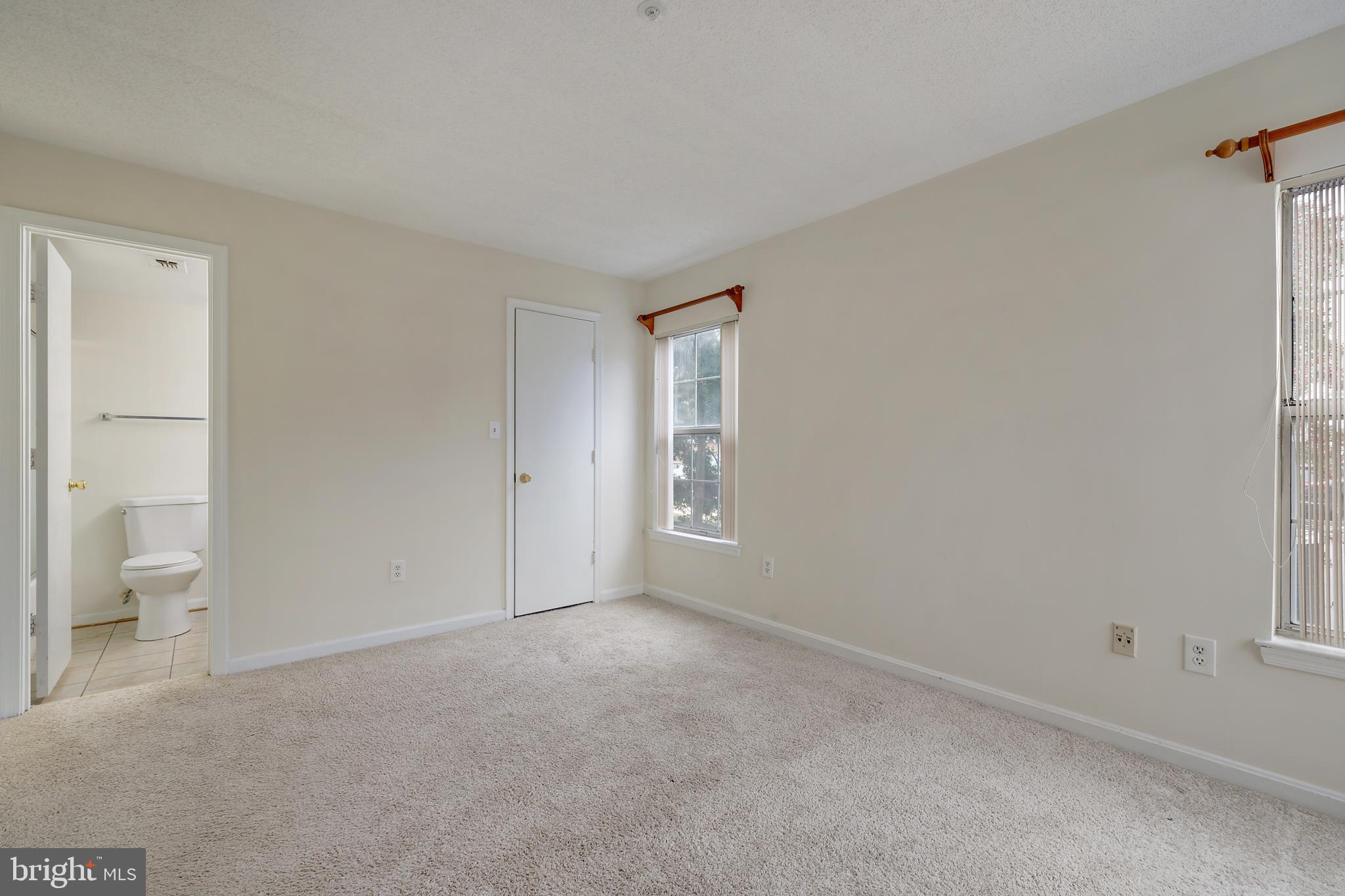 THE VISTAS - Residential Lease