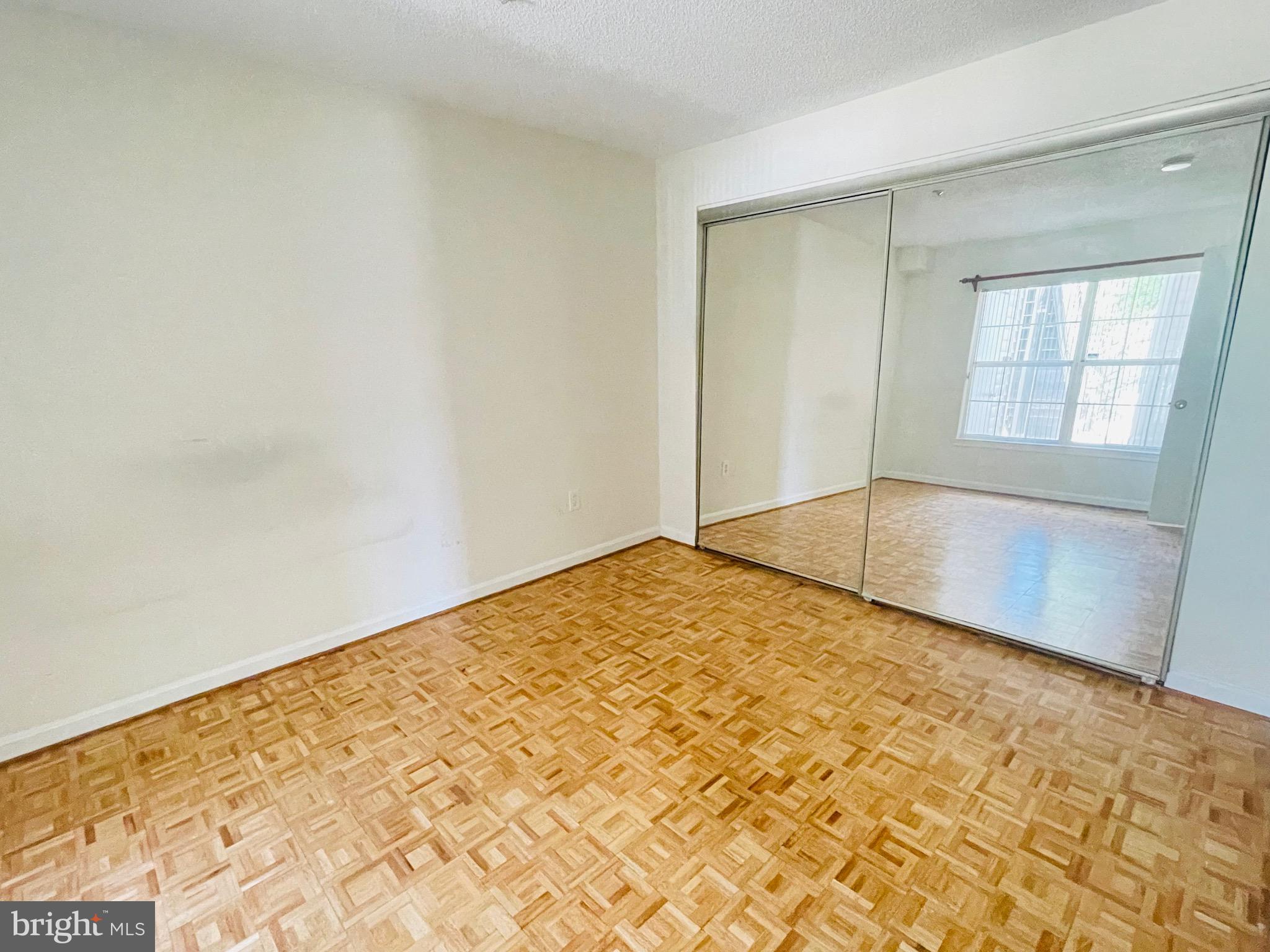 THE VISTAS - Residential Lease