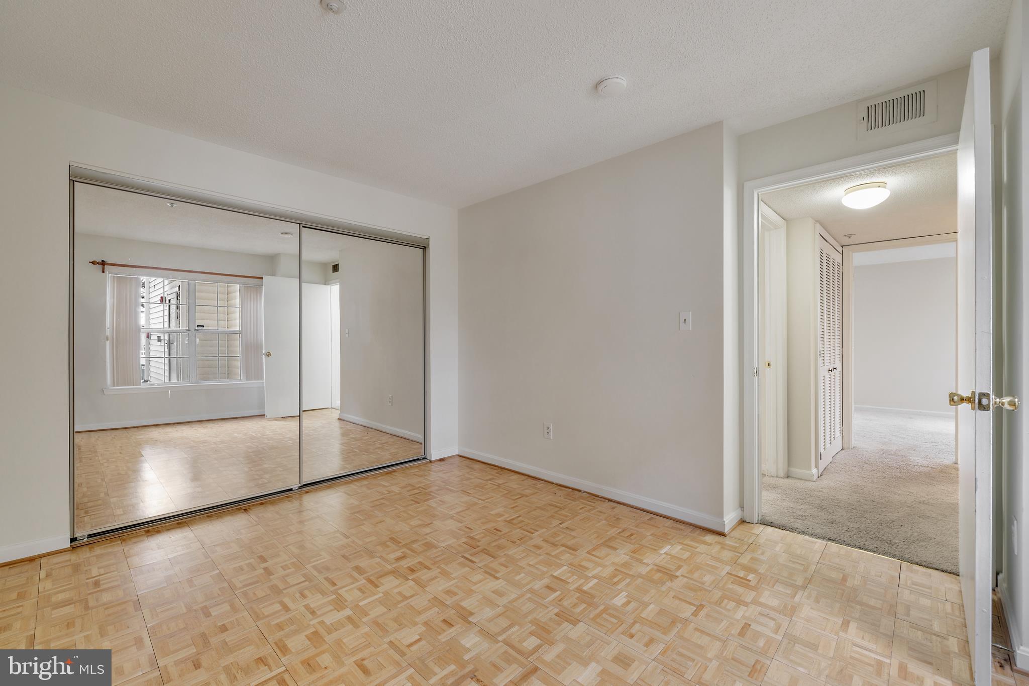 THE VISTAS - Residential Lease