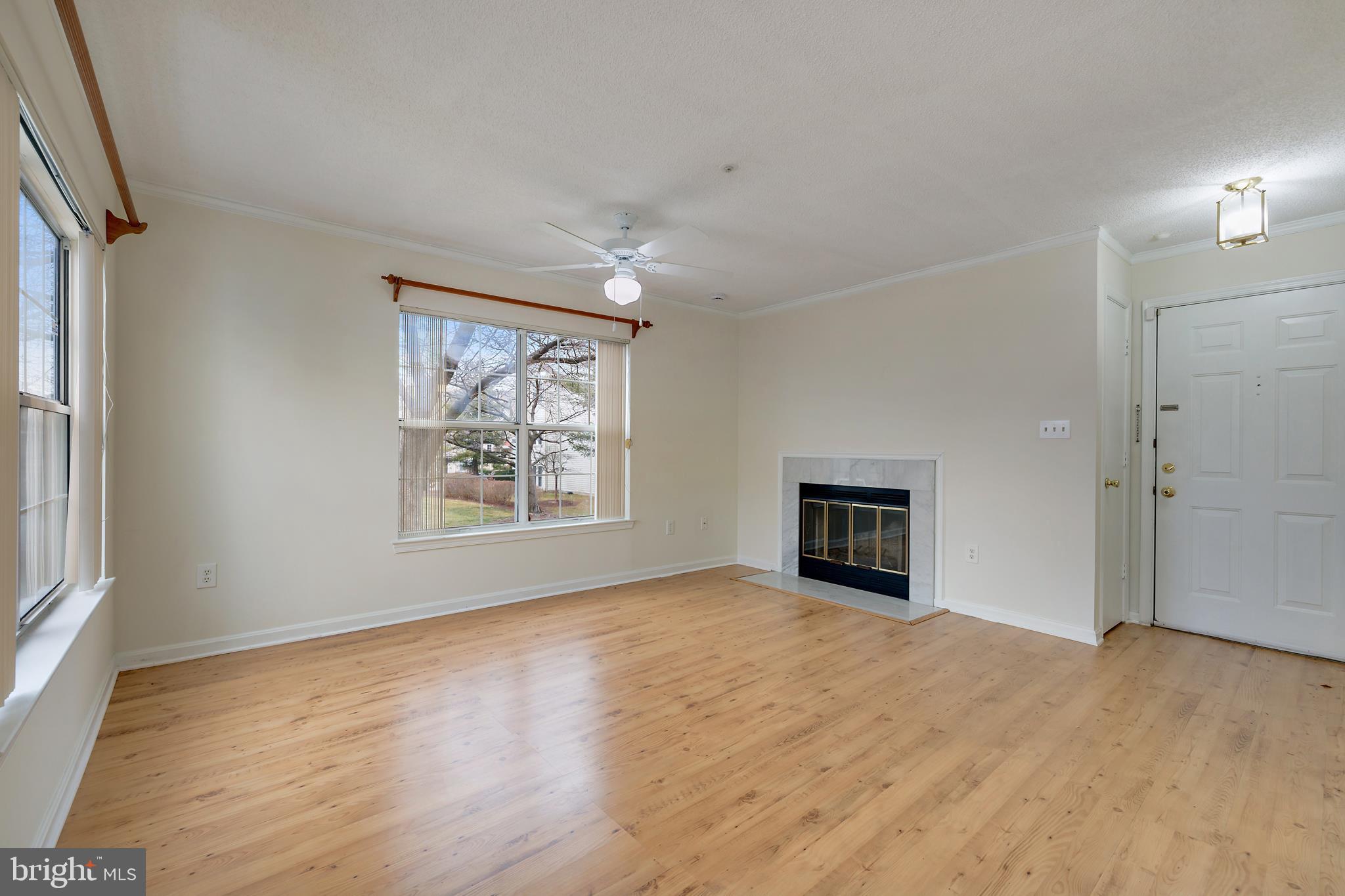 THE VISTAS - Residential Lease