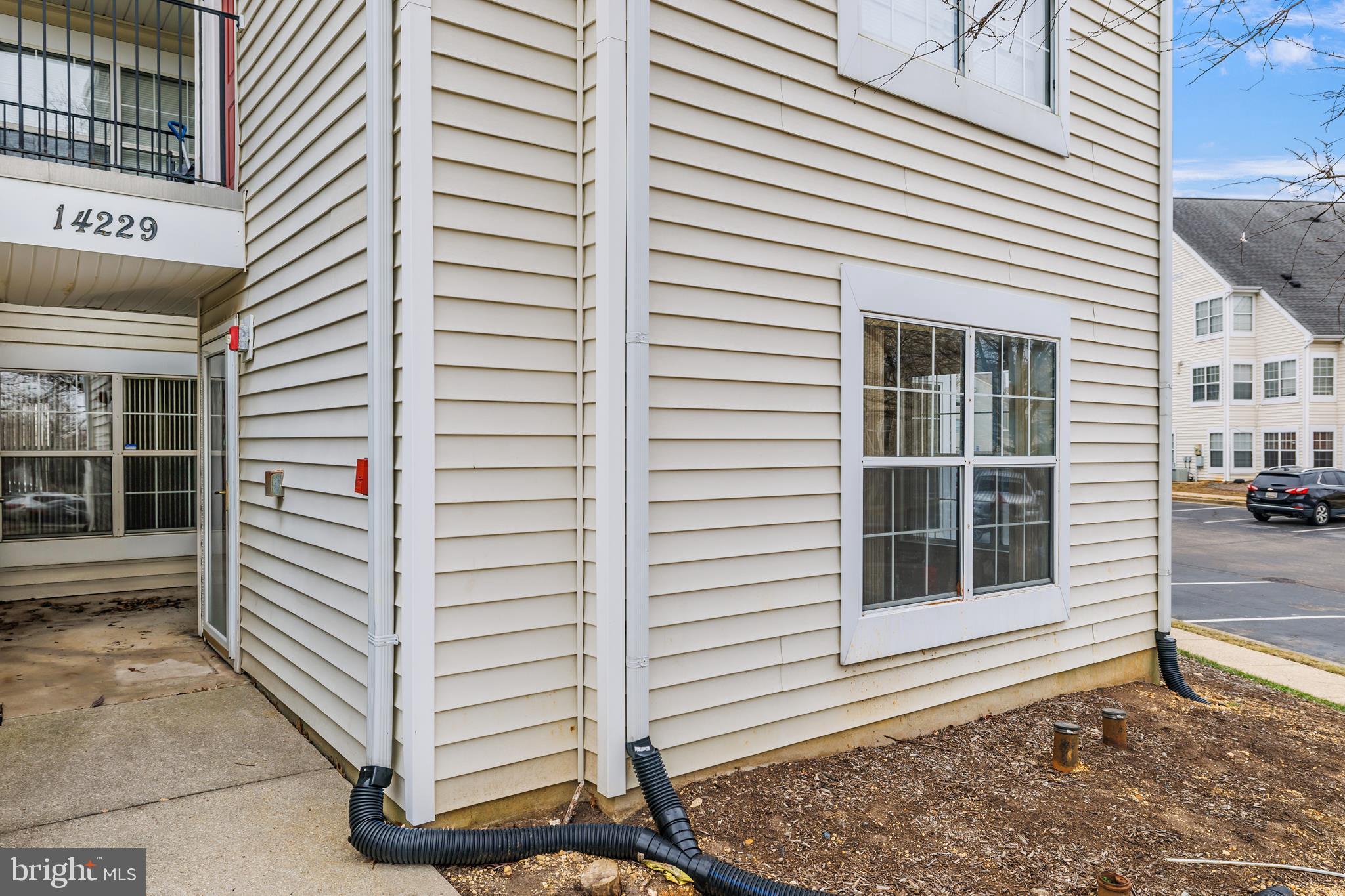 THE VISTAS - Residential Lease