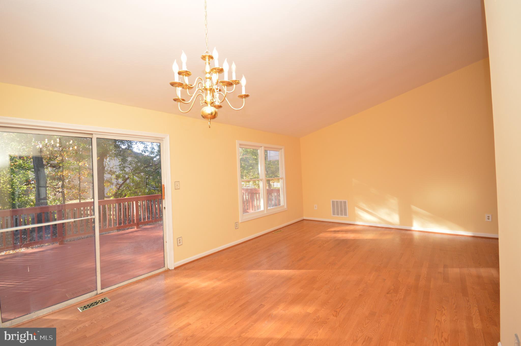 REFLECTION LAKE - Residential