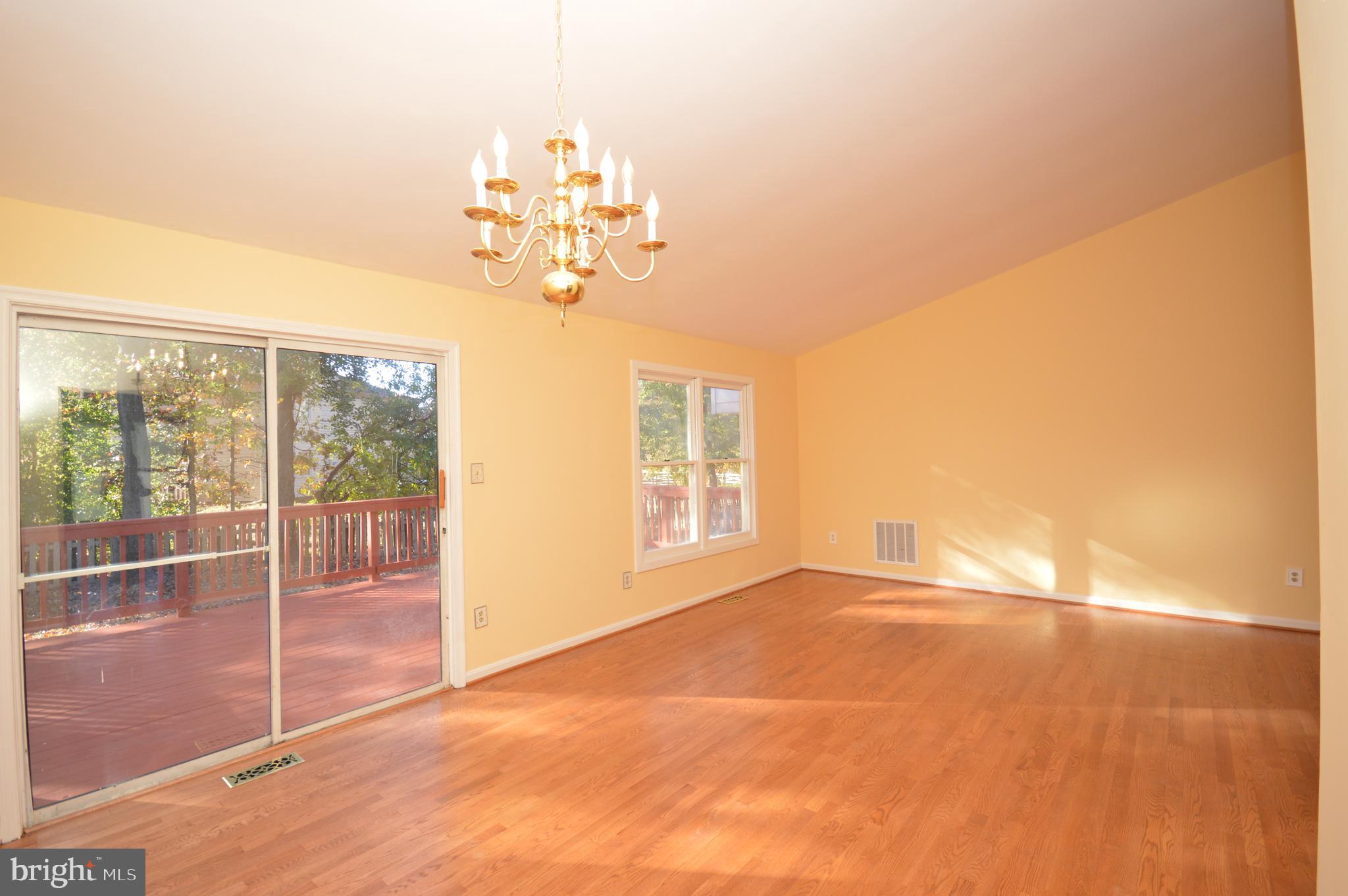 REFLECTION LAKE - Residential