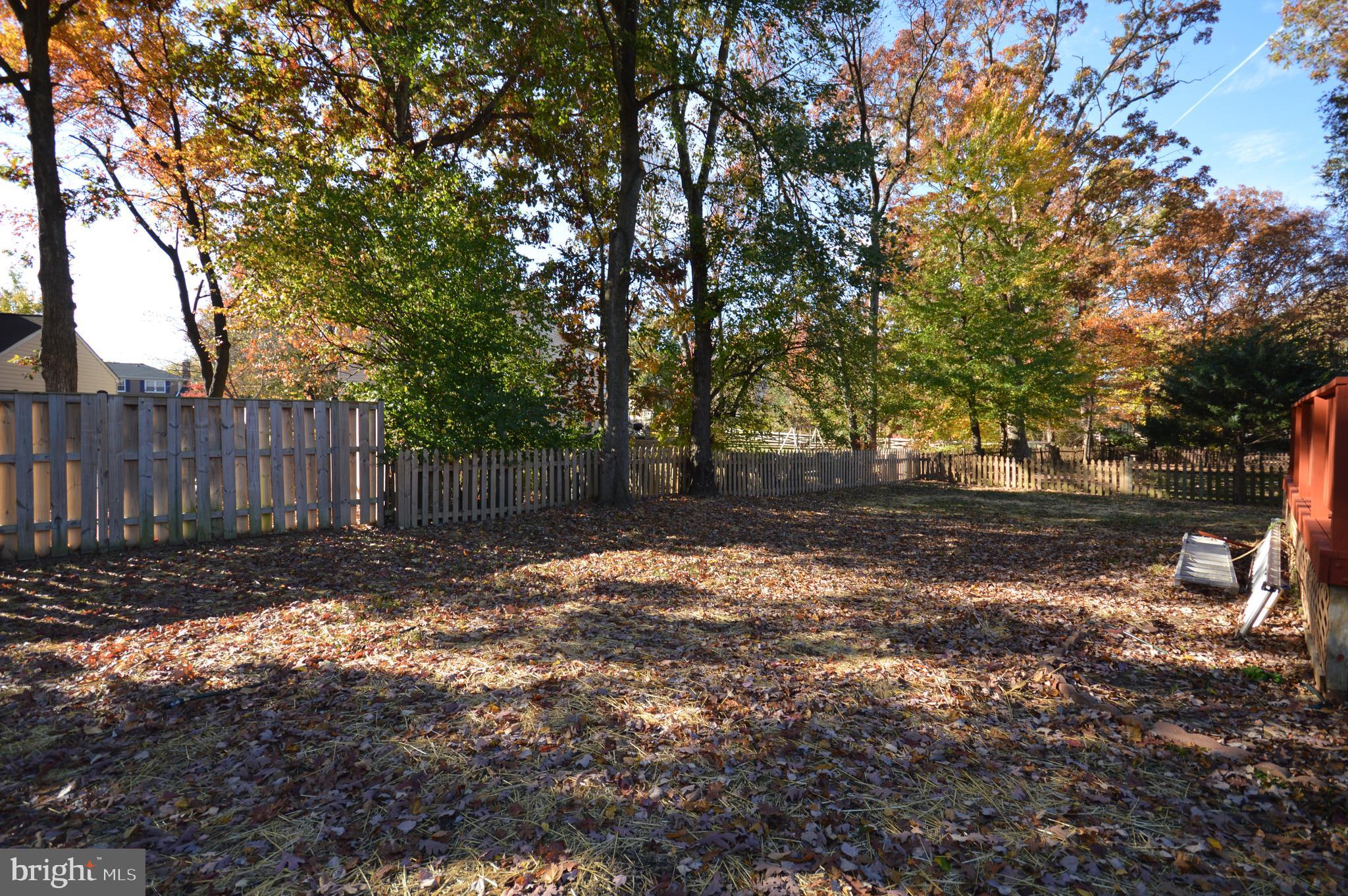 REFLECTION LAKE - Residential