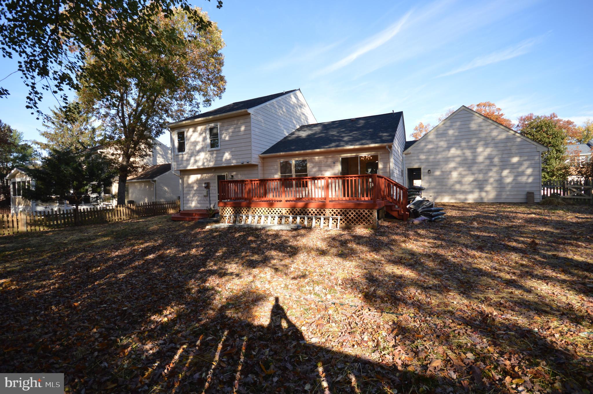 REFLECTION LAKE - Residential