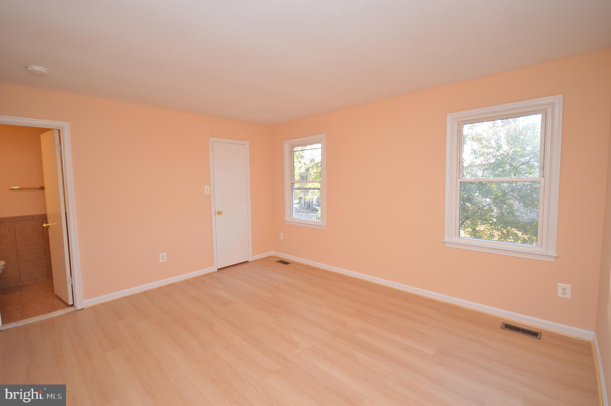 REFLECTION LAKE - Residential