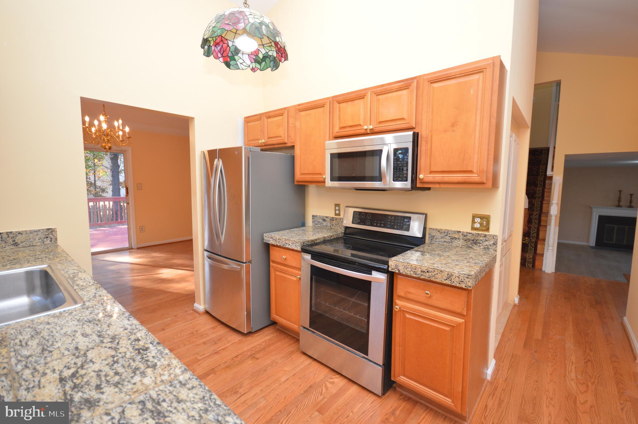 REFLECTION LAKE - Residential