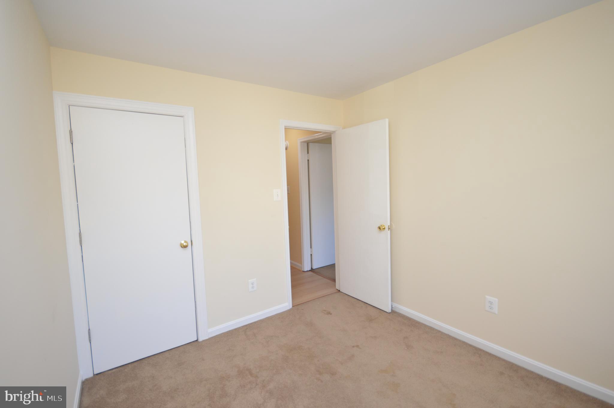 REFLECTION LAKE - Residential